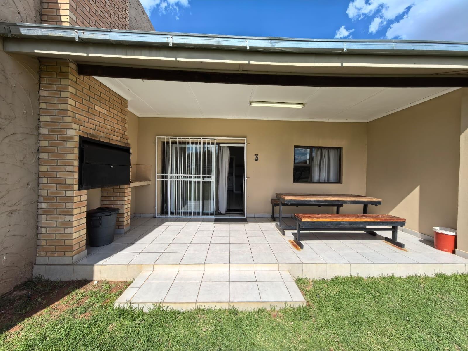 Prime Investment Opportunity: Diversified Small Holding Near Kimberley