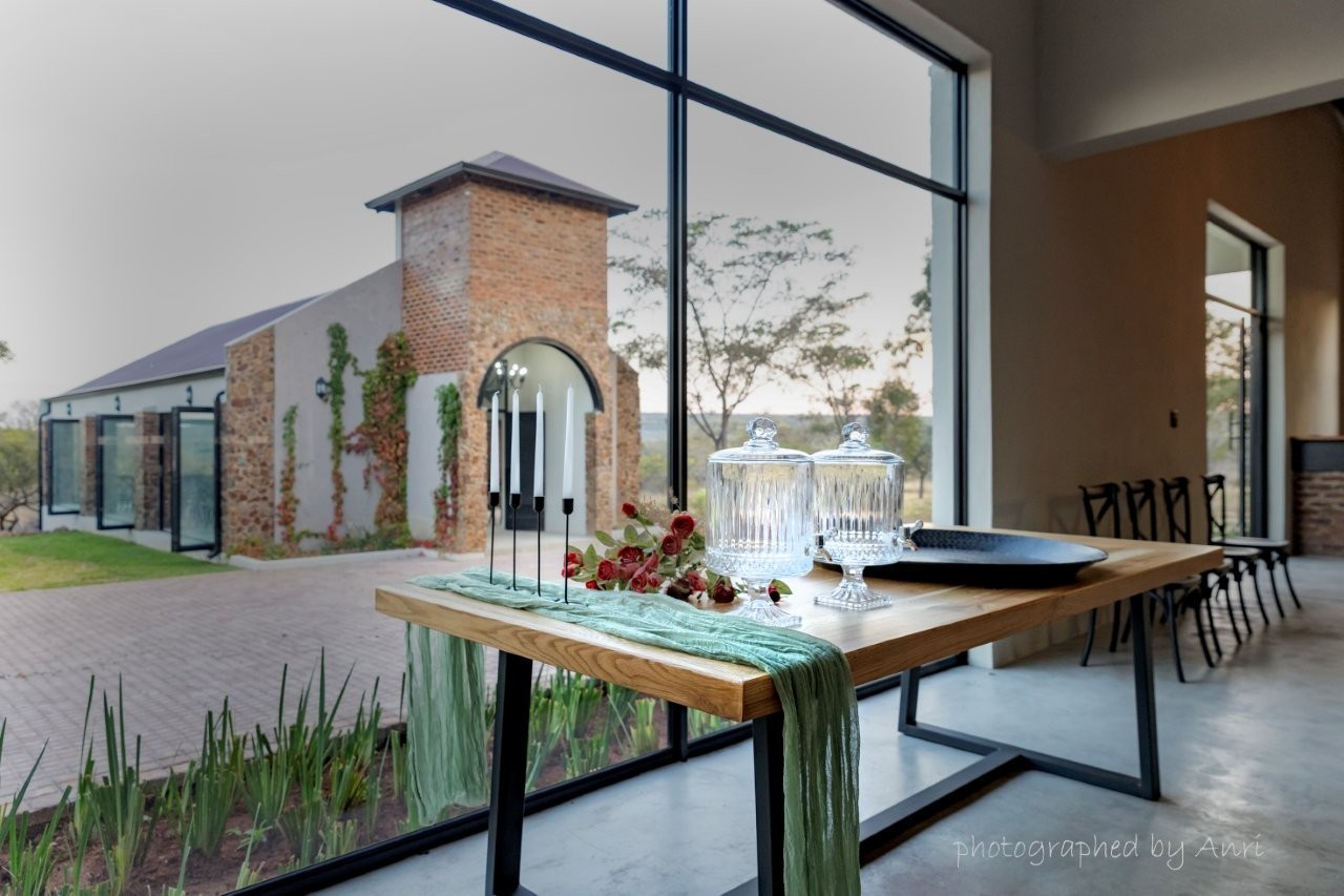 Exceptional Self-Catering Guest Retreat and Wedding Venue on small Game-Fenced Bushveld Haven