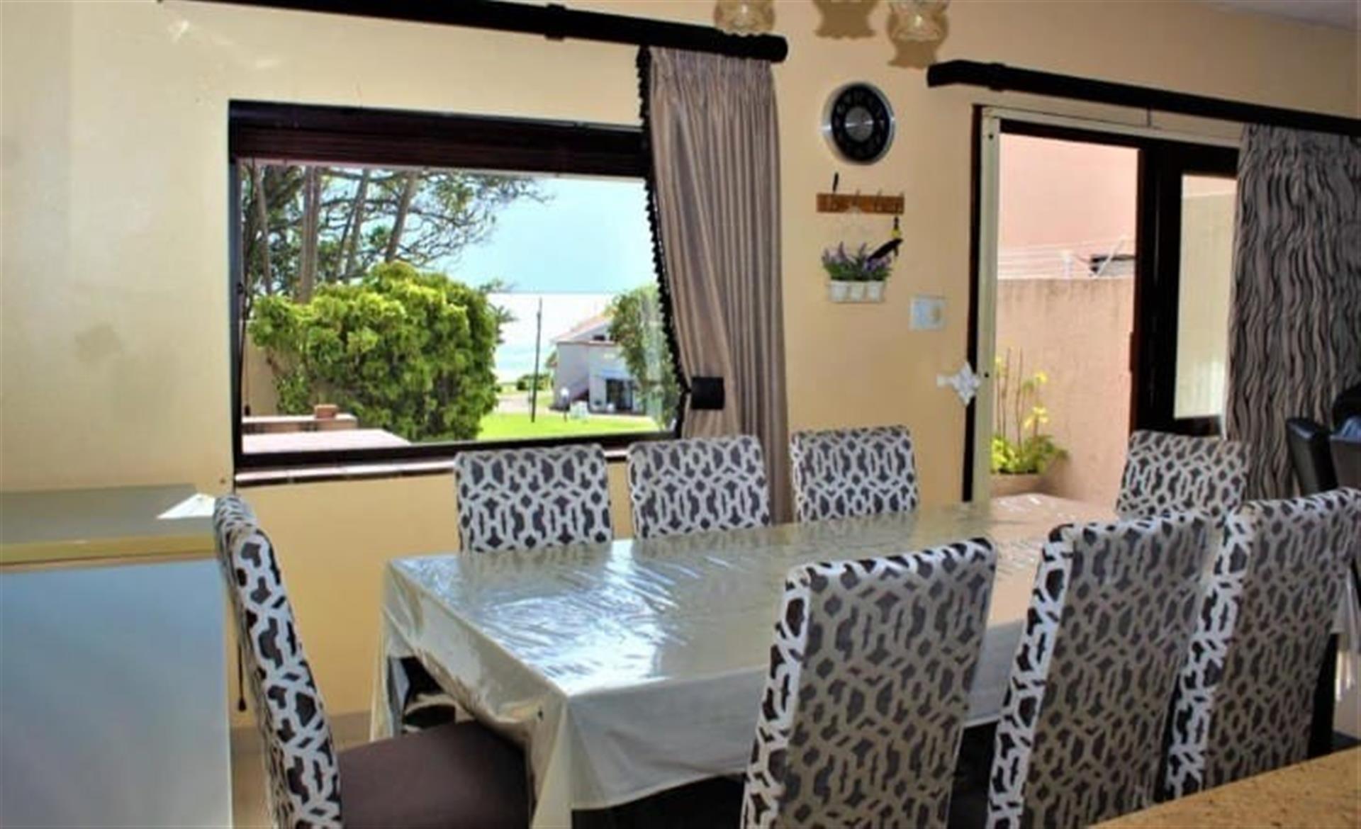 Complex For Sale in Port Edward KwaZulu Natal
