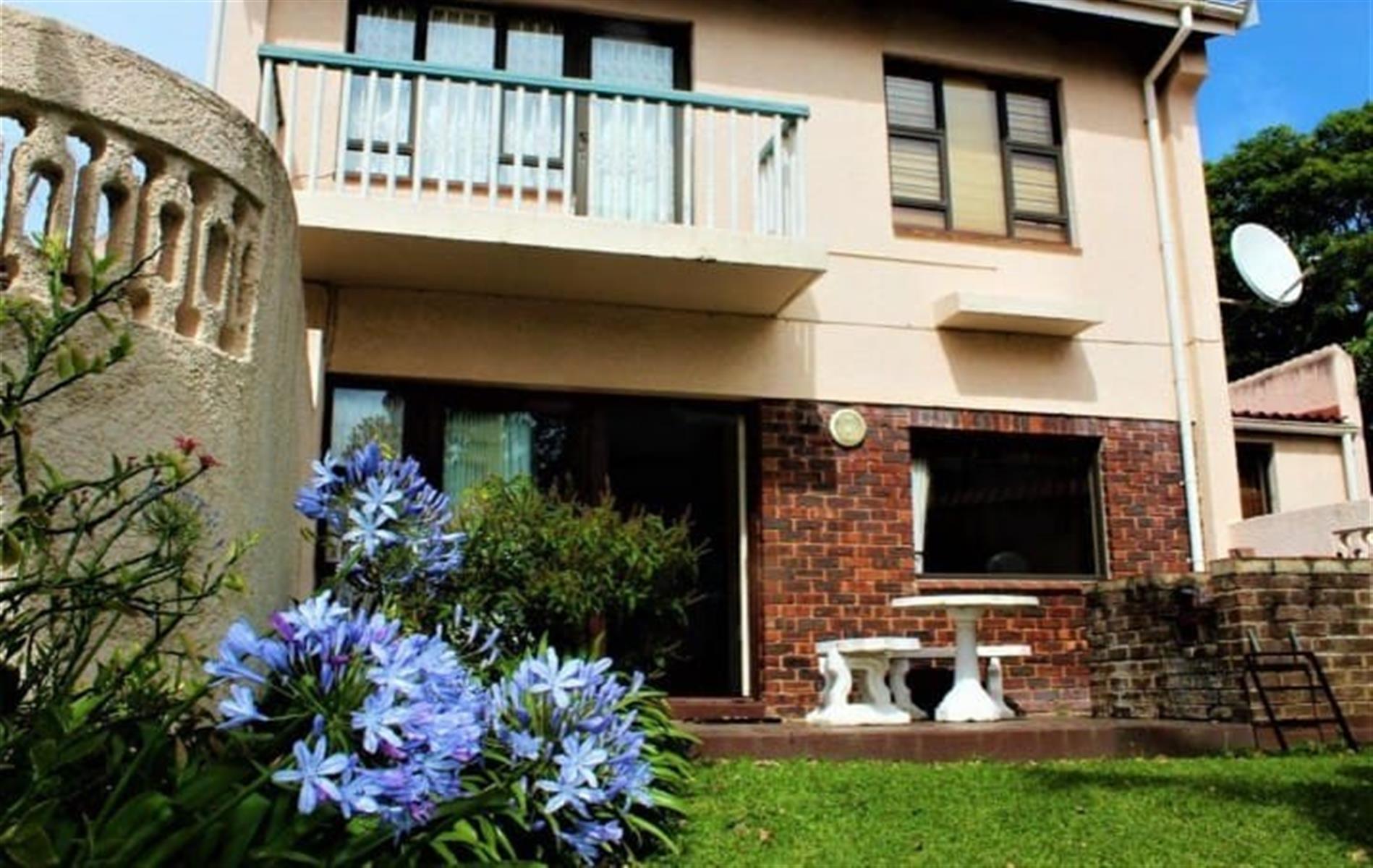 Complex For Sale in Port Edward KwaZulu Natal