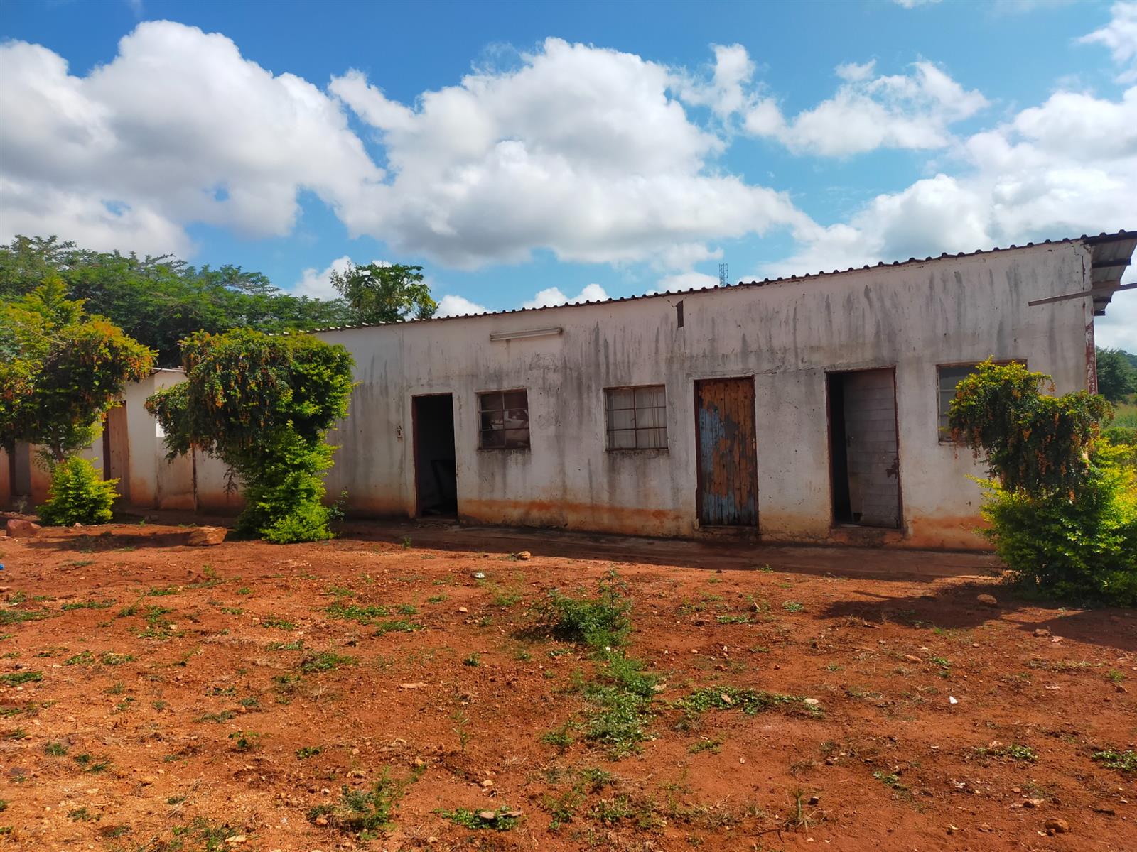 Factory for sale in Thohoyandou Rural, Thohoyandou, 2850 m²