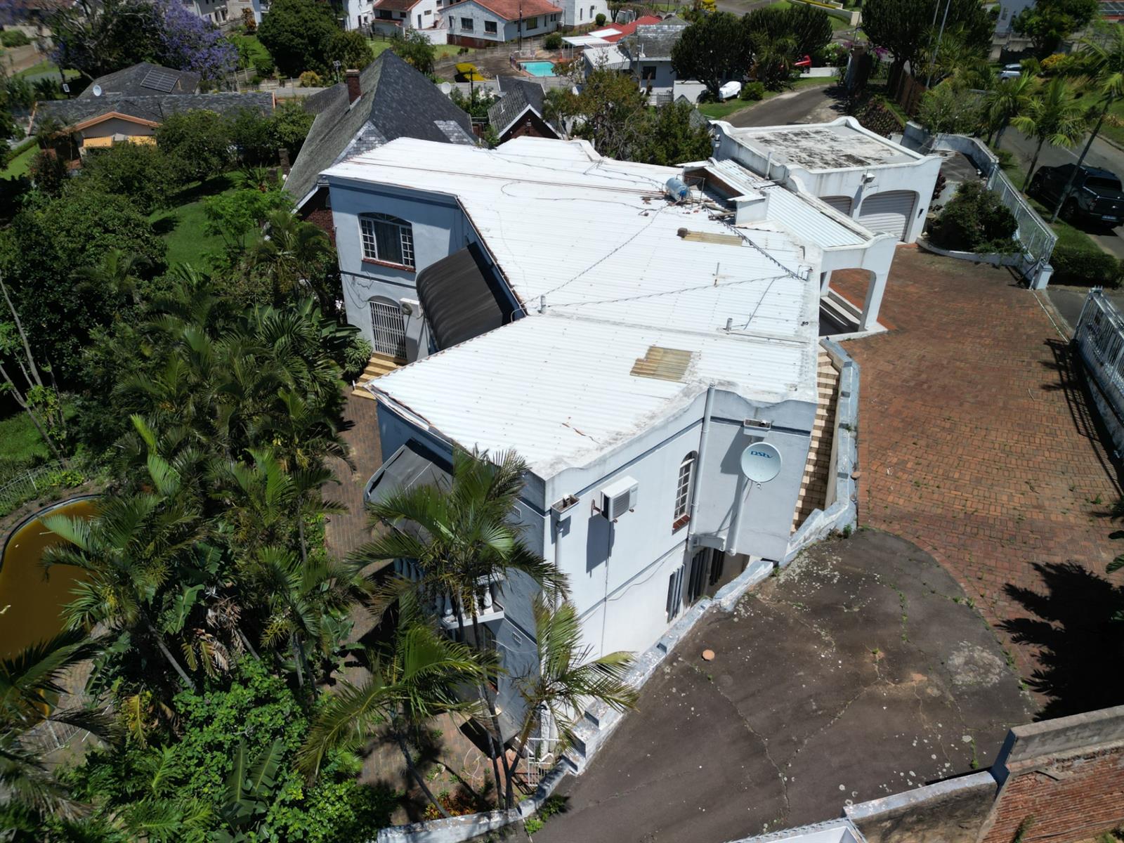 SPACIOUS 5 BEDROOM HOUSE IN RESERVOIR HILLS