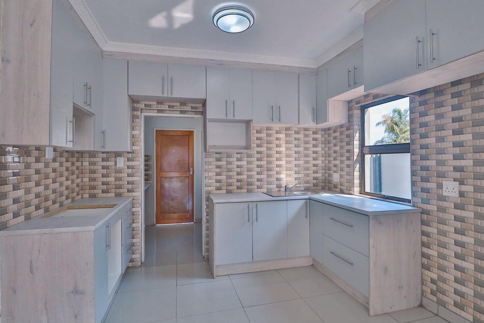 Townhouse For Sale in Melodie, Hartbeespoort, North West
