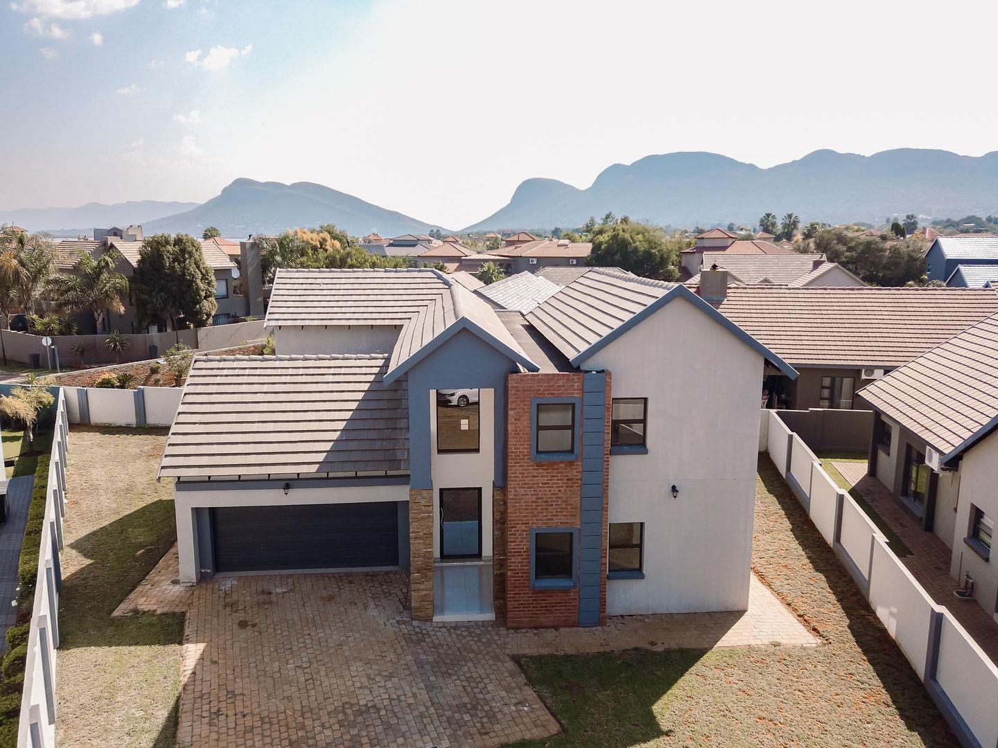 Townhouse For Sale in Melodie, Hartbeespoort, North West