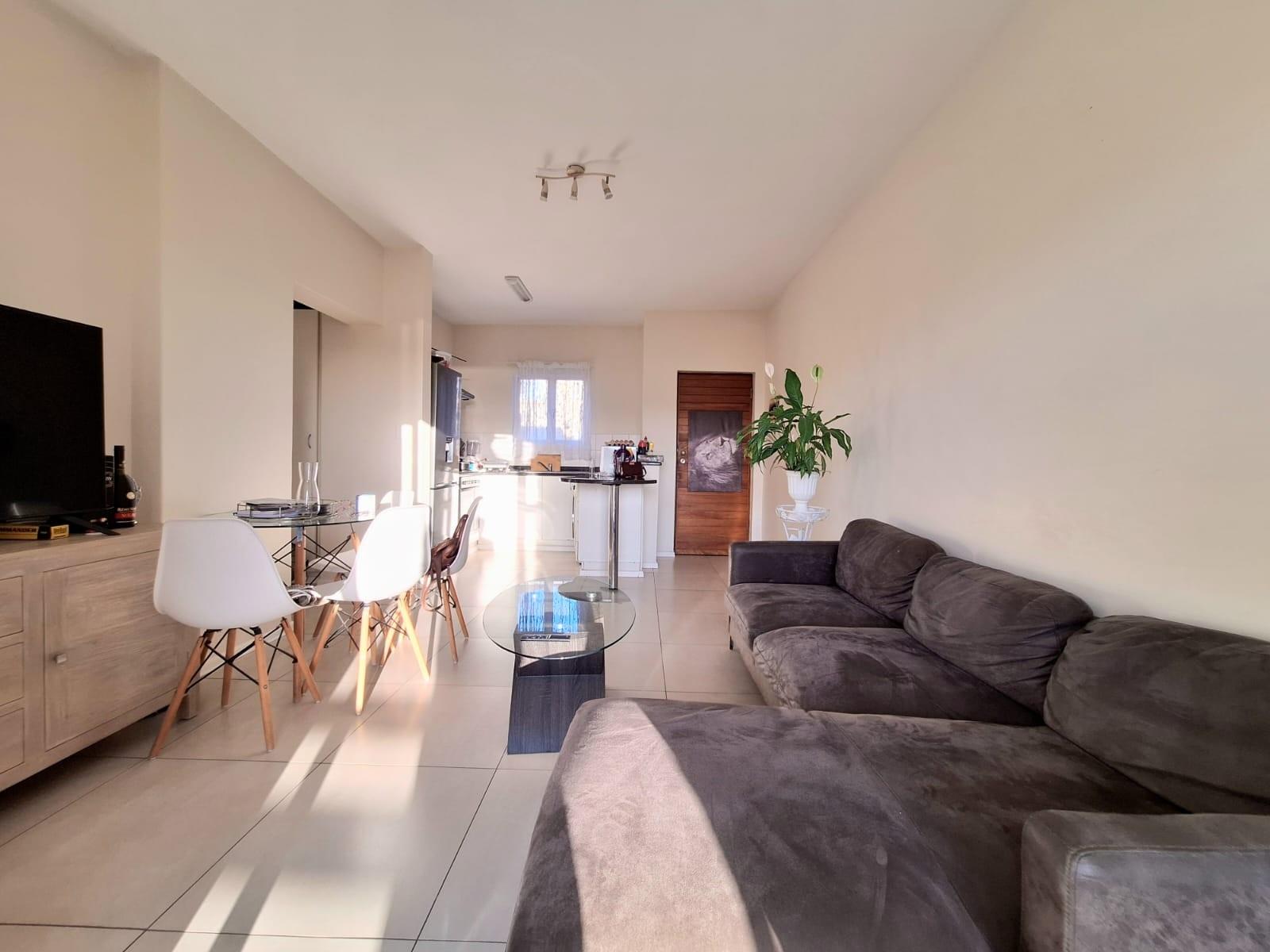 Light-Filled Second-Floor Apartment with Sunset Views - Sheffield Manor Estate