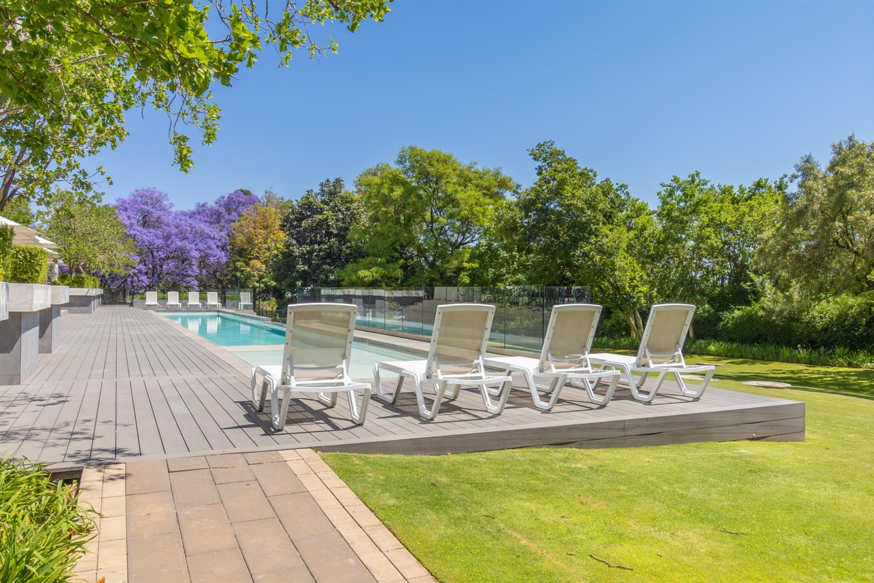 2 Bedroom High Security Apartment at The Prestigious Embassy Towers Sandton