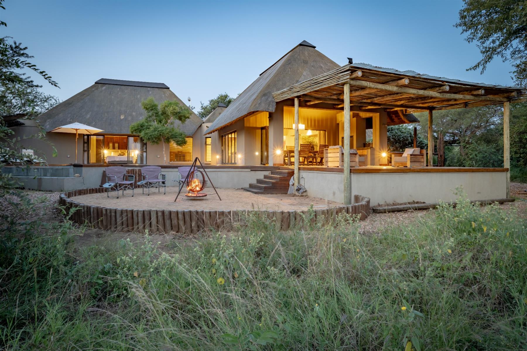 House and vacant stand with traverse for sale in Raptors View Wildlife Estate, Hoedspruit