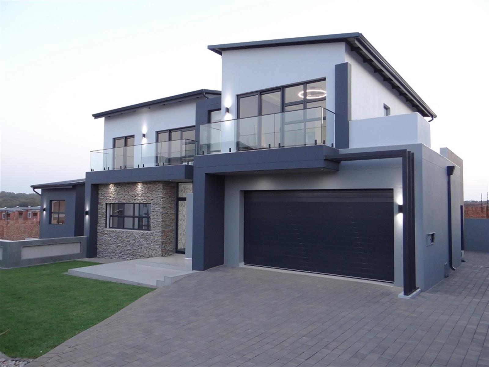 4 Bedroom House in Fountainbrook Estate