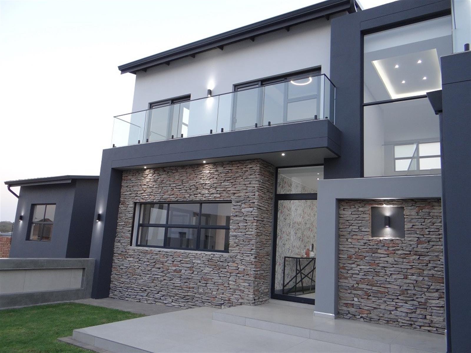 4 Bedroom House in Fountainbrook Estate