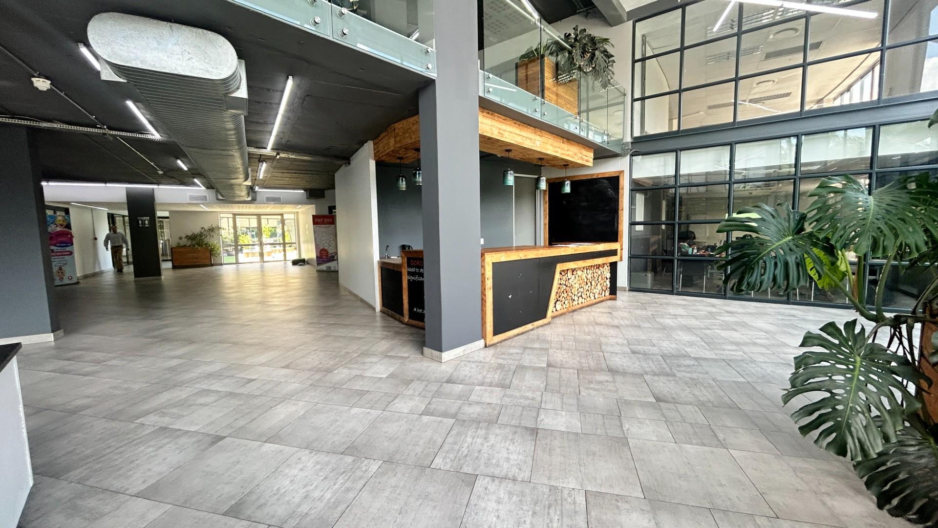 4,053 m² A-Grade Office Building For Sale