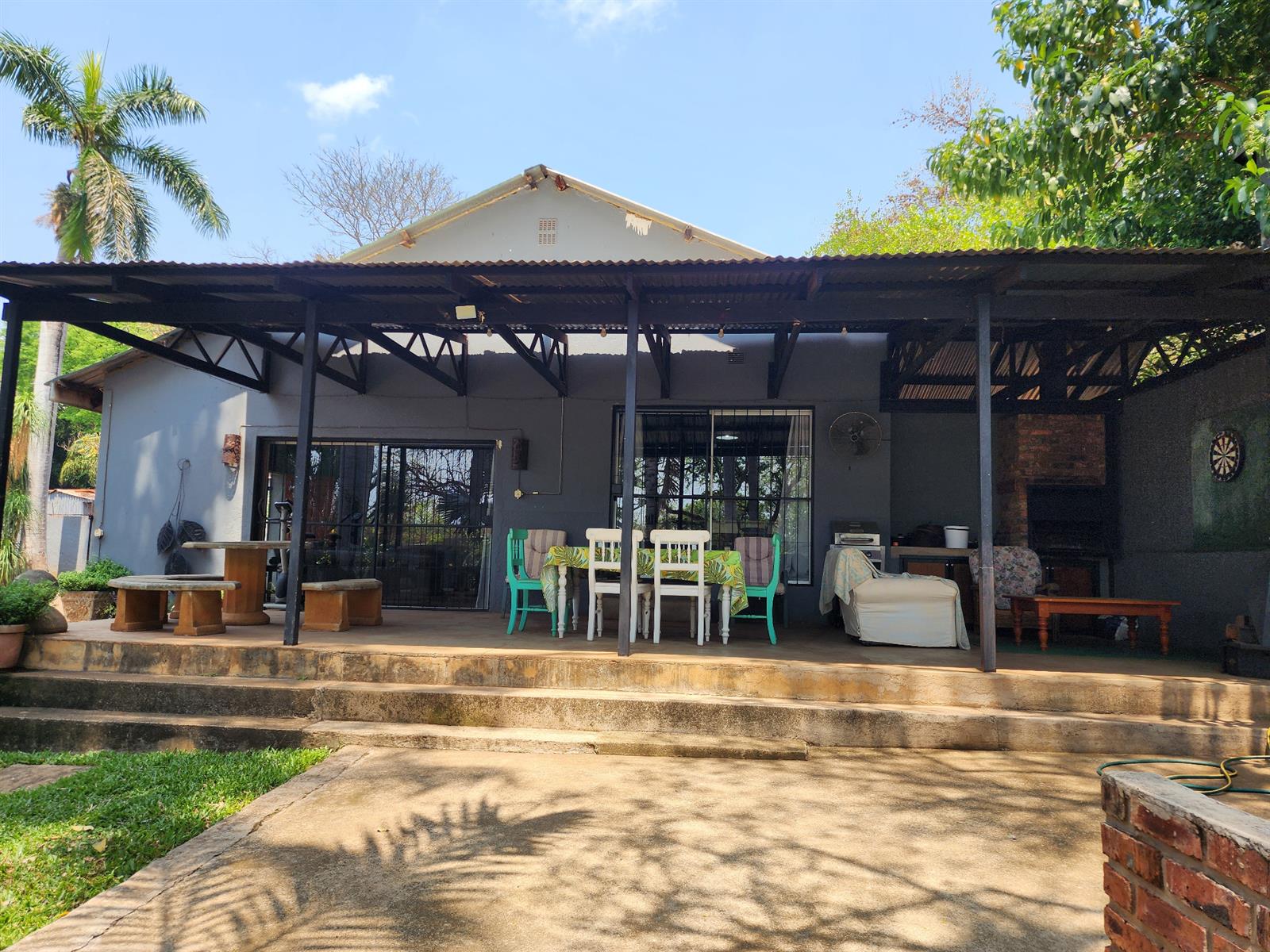Elegant Family Retreat with Pool and Entertainment Space in the Heart of Letsitele