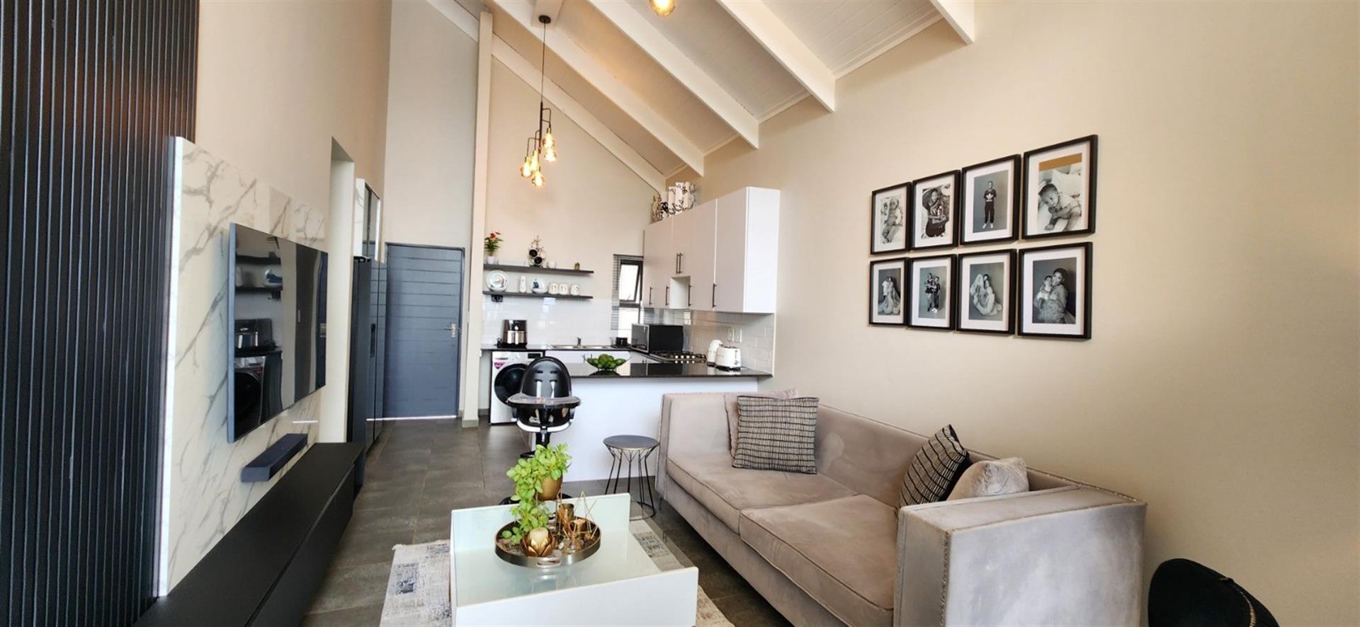 Townhouse For Sale in Stonehenge, Nelspruit