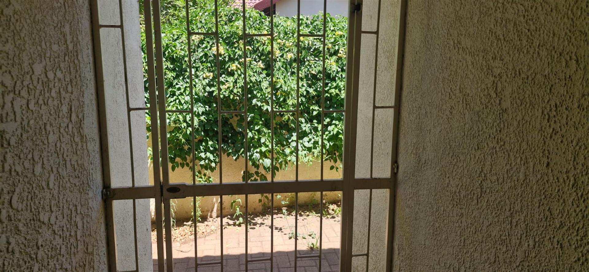 House with flatlet To Rent in Flamwood Klerksdorp North West