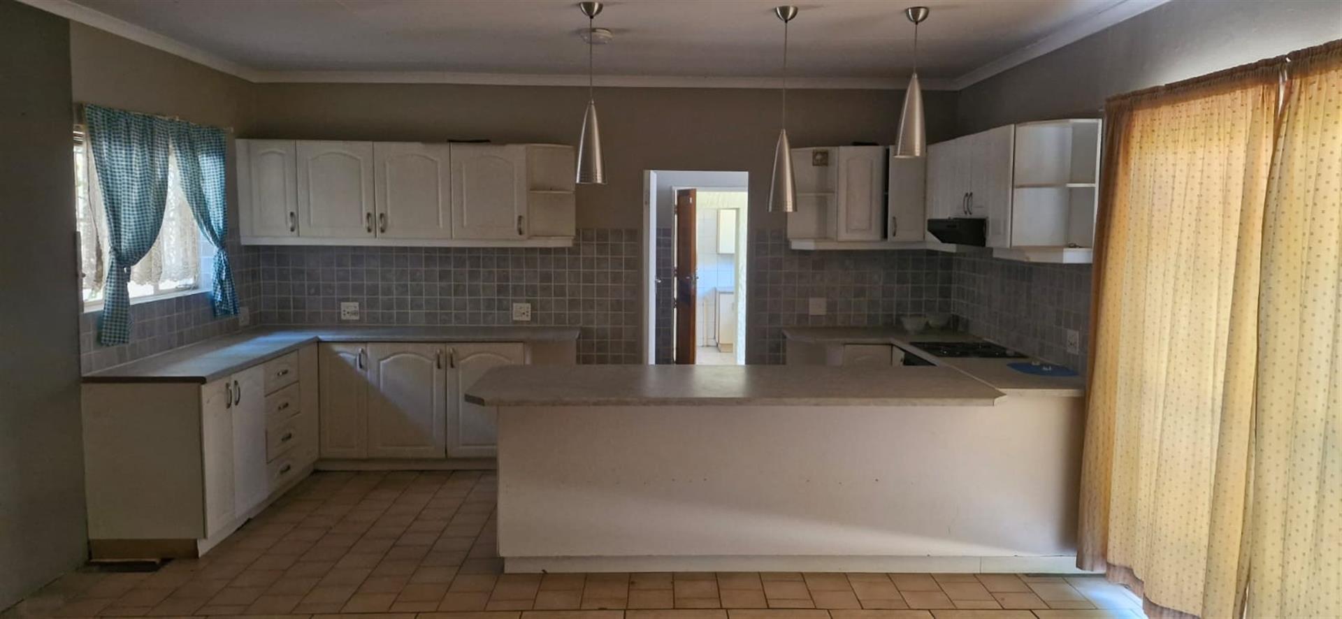 House with flatlet To Rent in Flamwood Klerksdorp North West