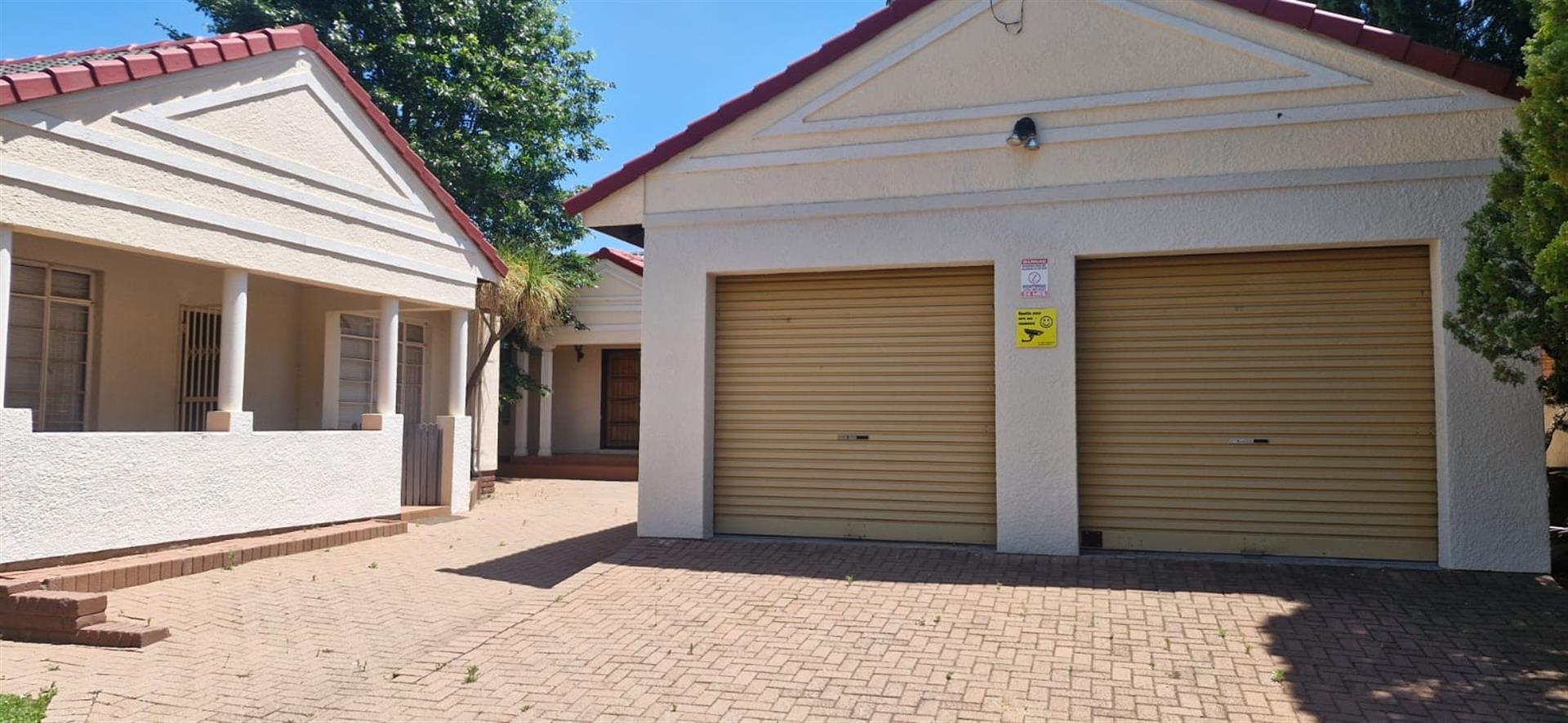 House with flatlet To Rent in Flamwood Klerksdorp North West