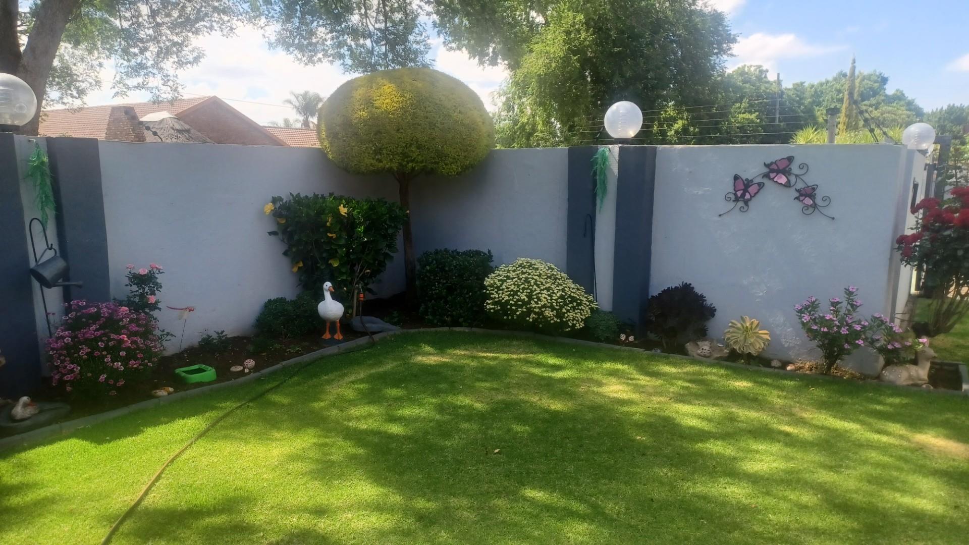 House for sale in Riebeeckstad, Welkom, 833 m²
