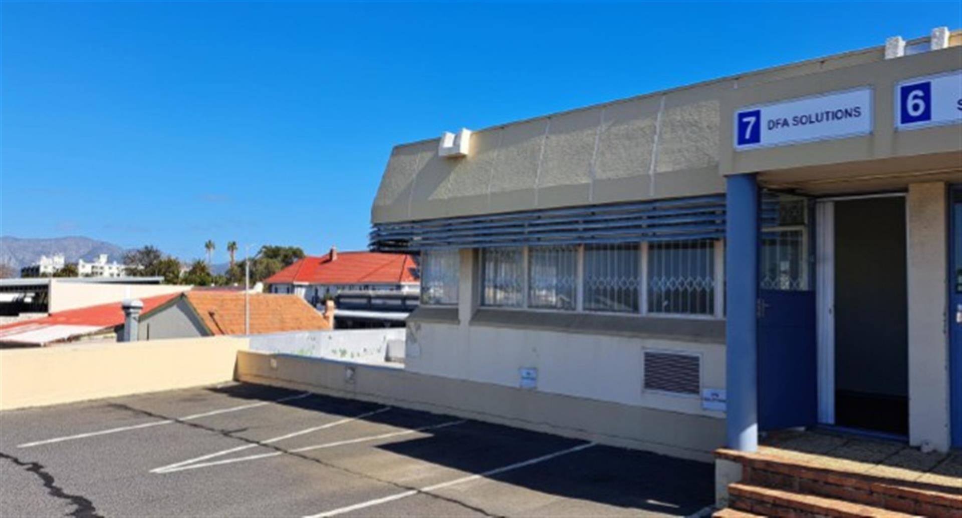 Office To Rent in Burlington Arcade, Wynberg, Cape Town