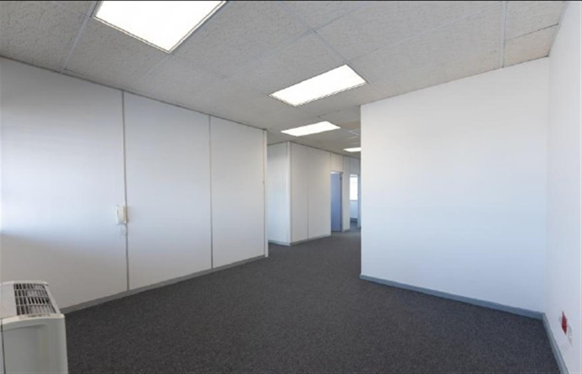 Office To Rent in Burlington Arcade, Wynberg, Cape Town