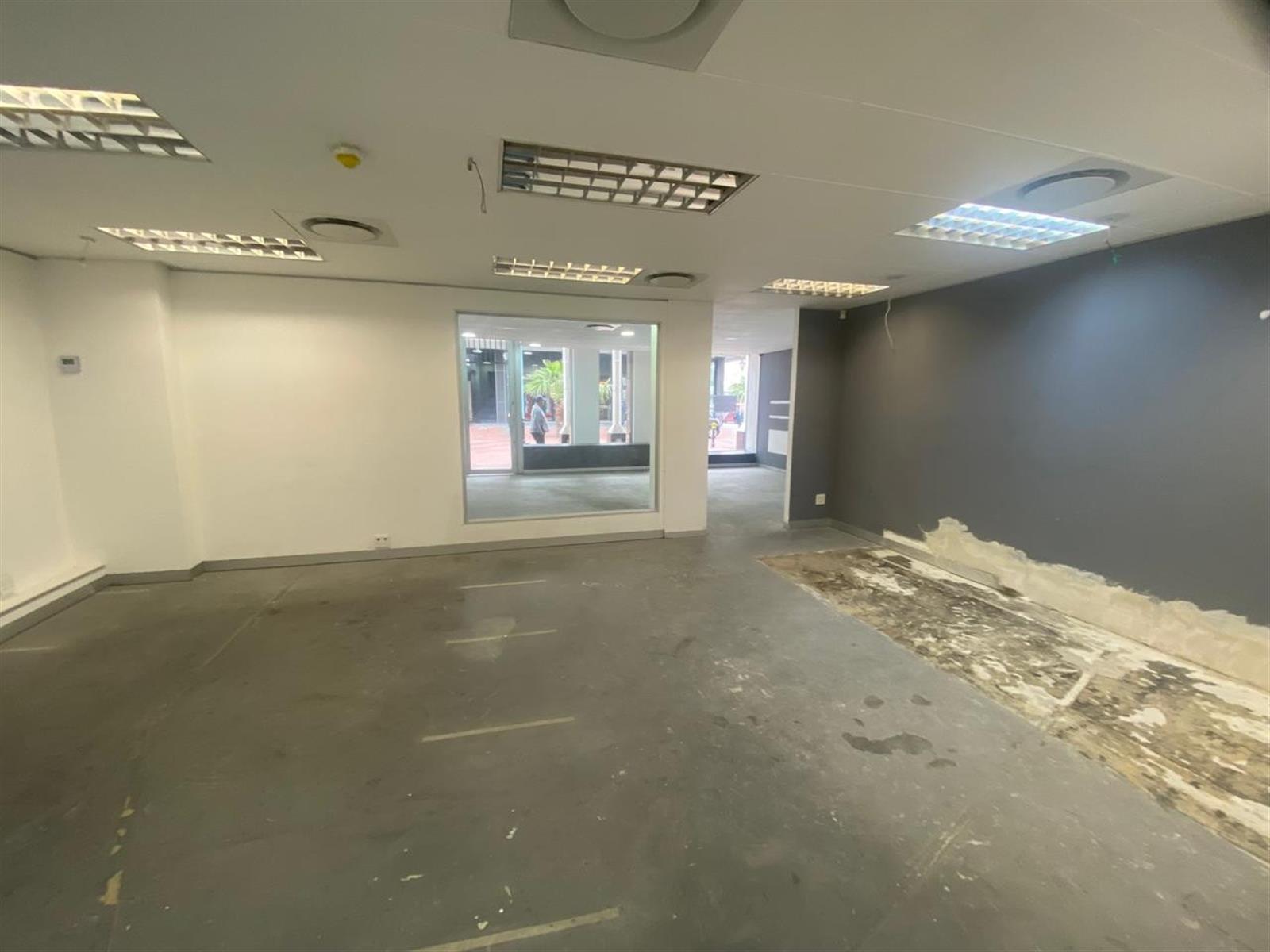 Retail Space for rent in Cape Town City Centre, Cape Town, S7, 8 RIEBEECK STREET, Cape Town City Centre, Cape Town, Western Cape, 139 m²