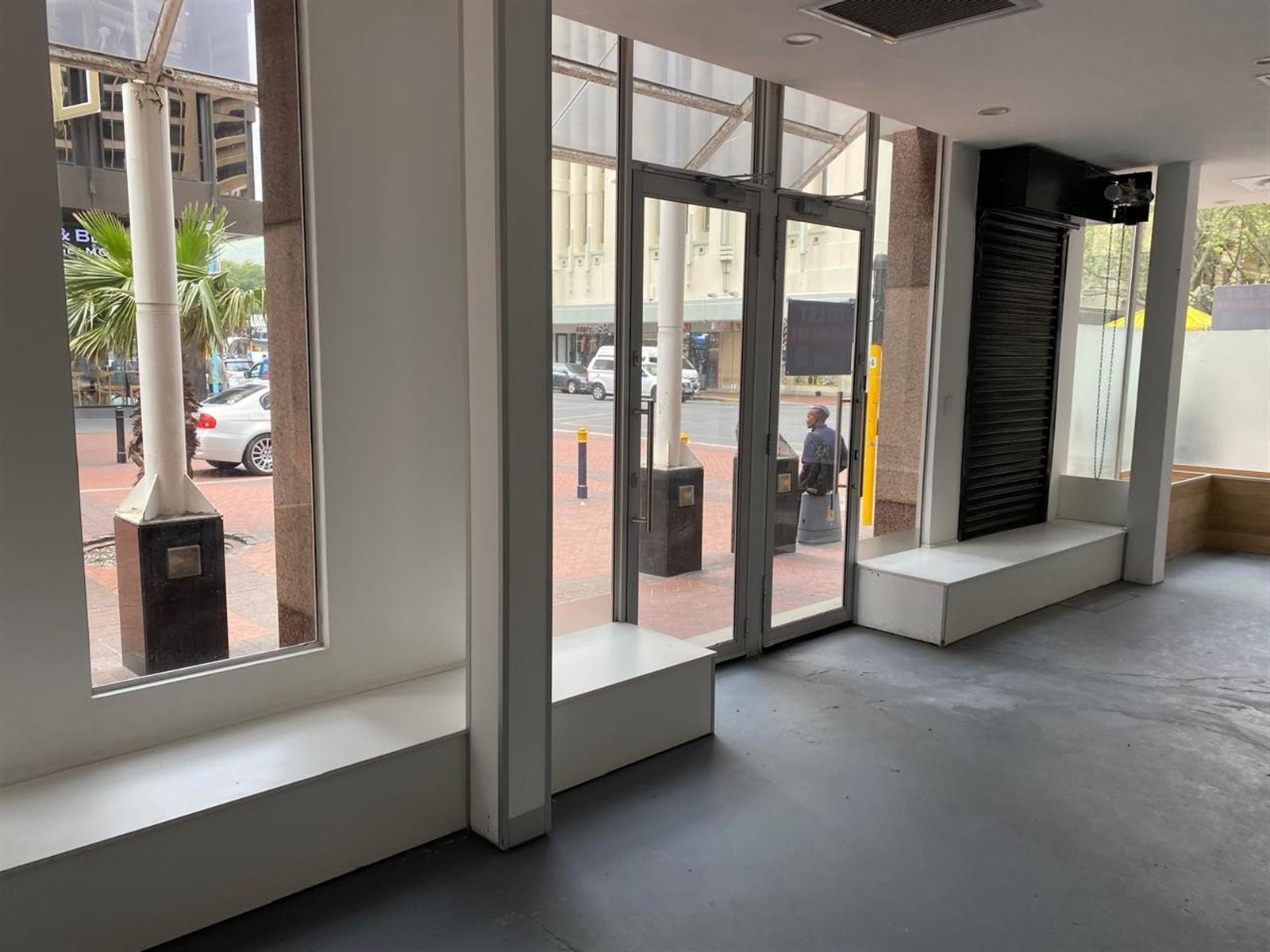 Retail Space for rent in Cape Town City Centre, Cape Town, S8, 8 RIEBEECK STREET, Cape Town City Centre, Cape Town, Western Cape, 72 m²