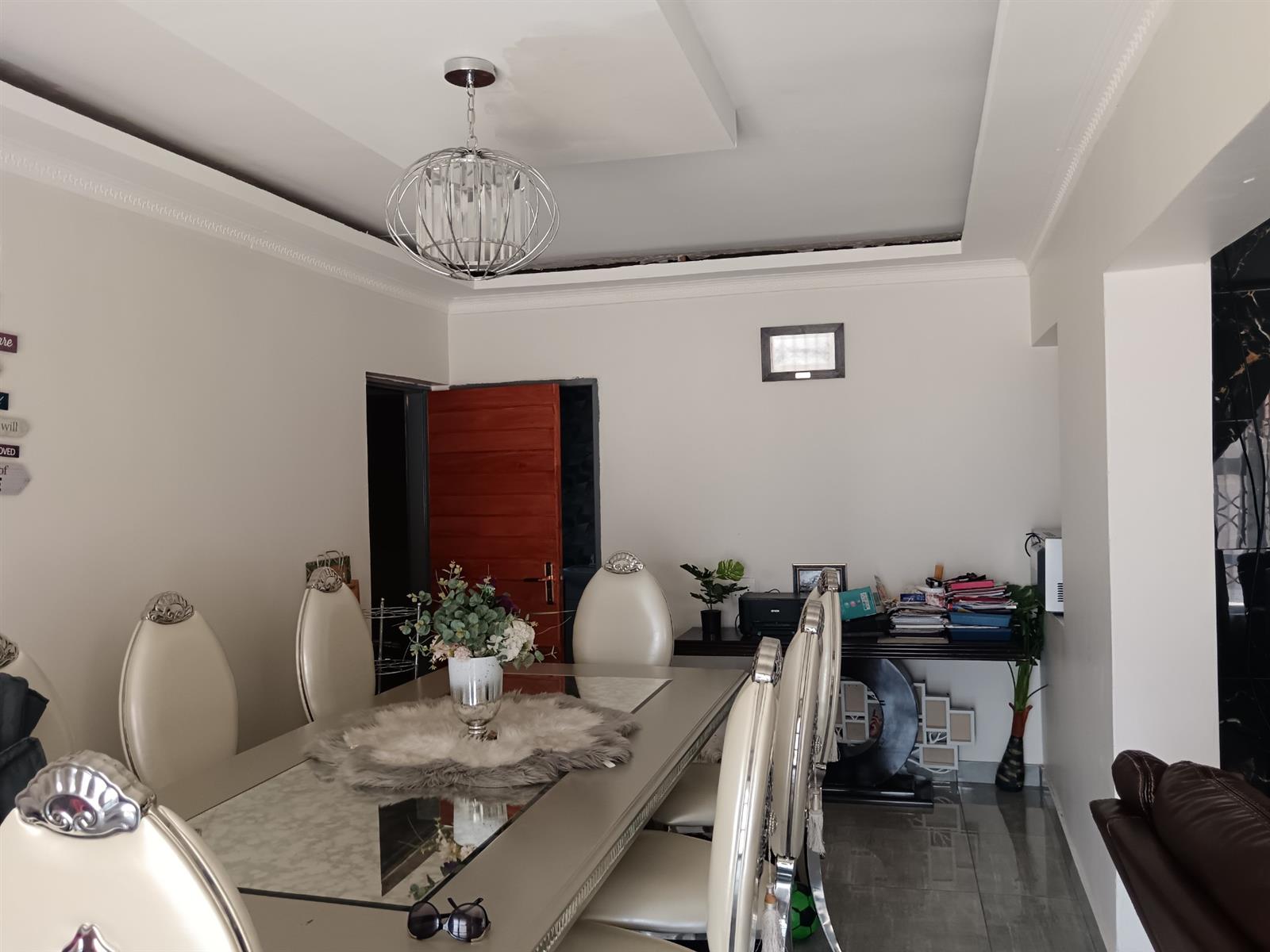 3 Bedroom House For Sale in Diepkloof Zone 3, Diepkloof, Soweto