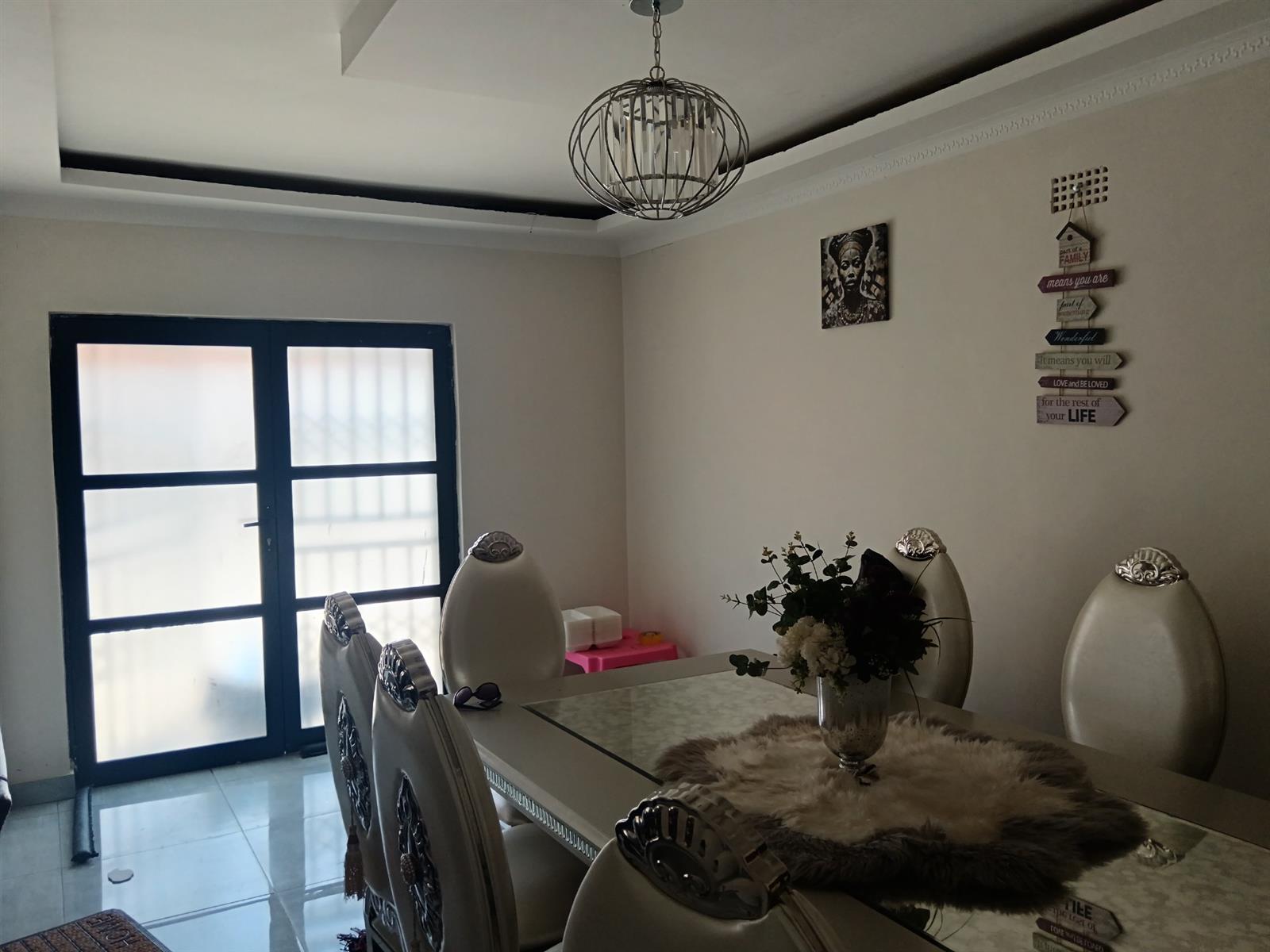 3 Bedroom House For Sale in Diepkloof Zone 3, Diepkloof, Soweto