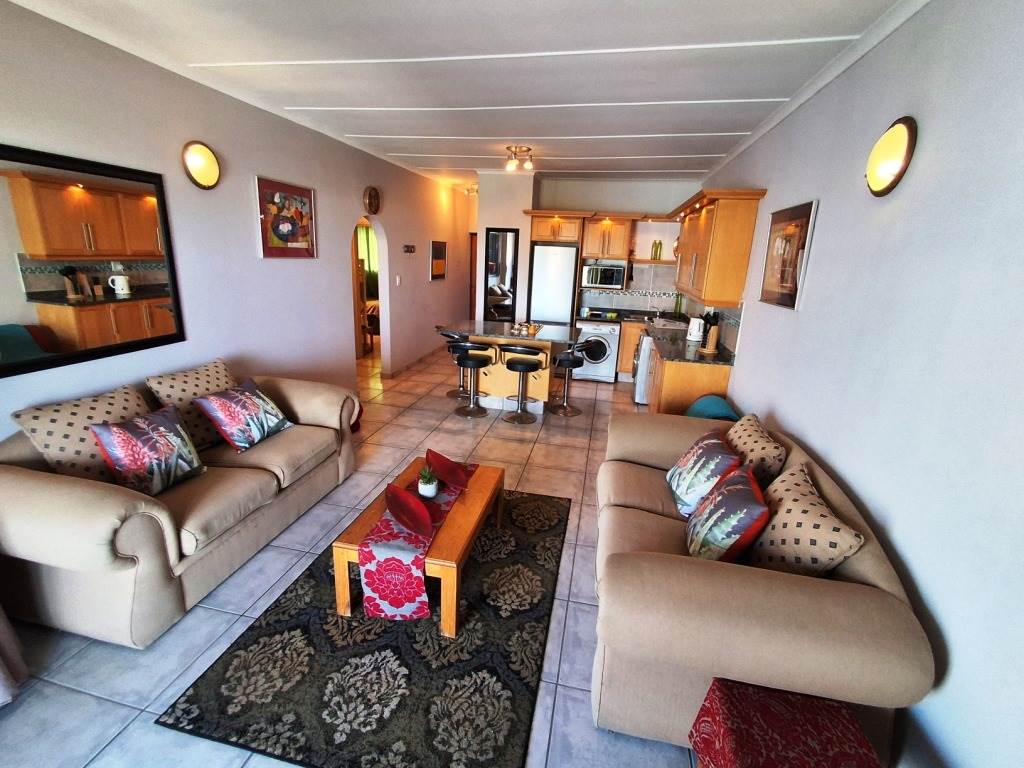 Apartment for sale in Manaba Beach, Margate, KwaZulu Natal, 95 m²