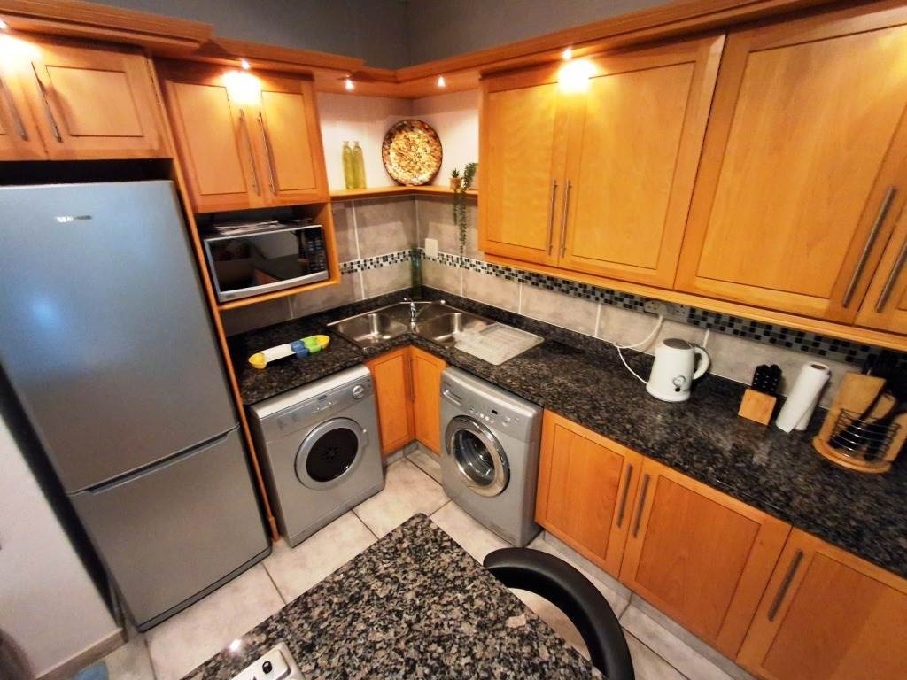 Apartment for sale in Manaba Beach, Margate, KwaZulu Natal, 95 m²