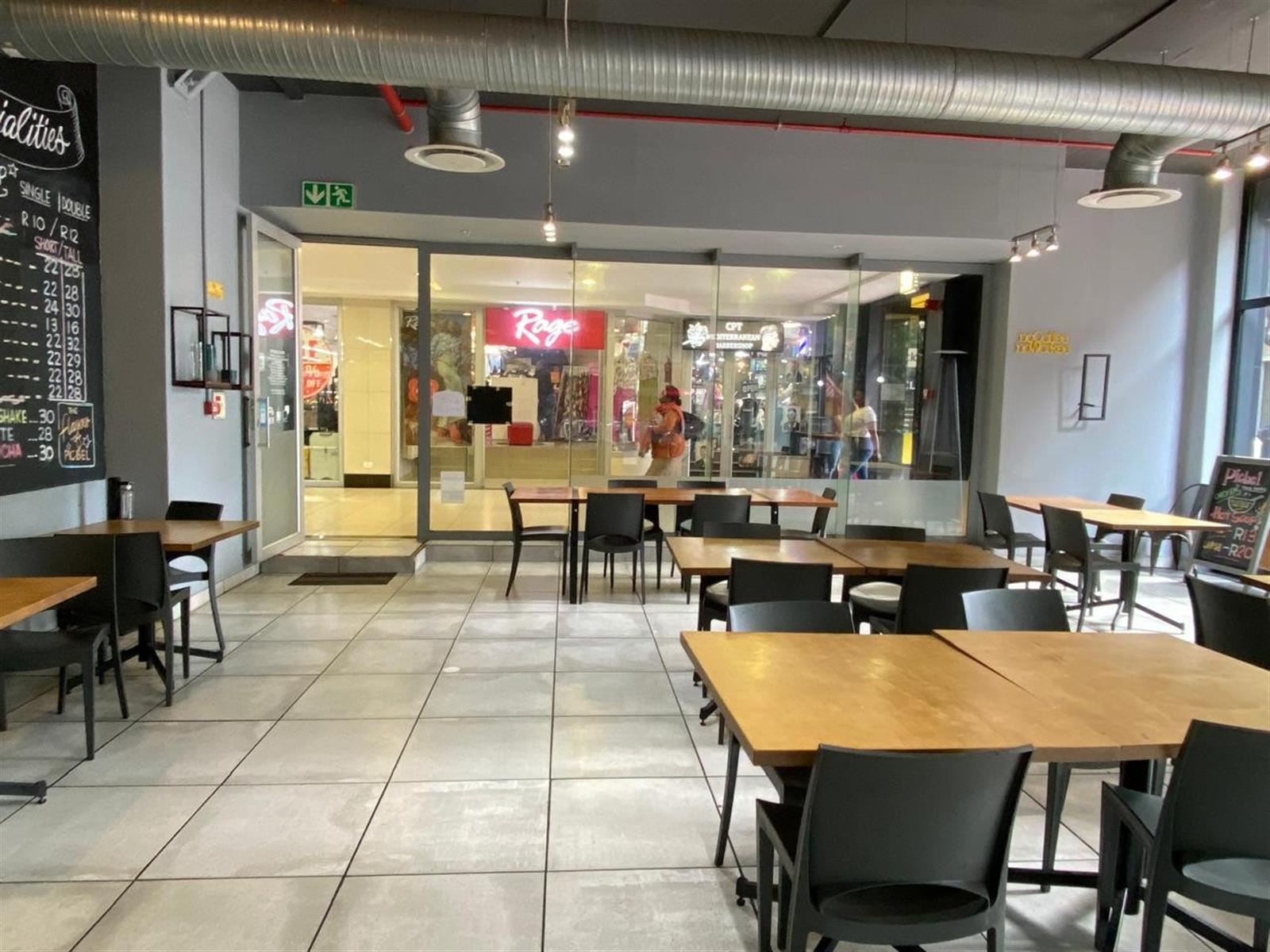 Retail Space To Rent in Cape Town City Centre, Cape Town