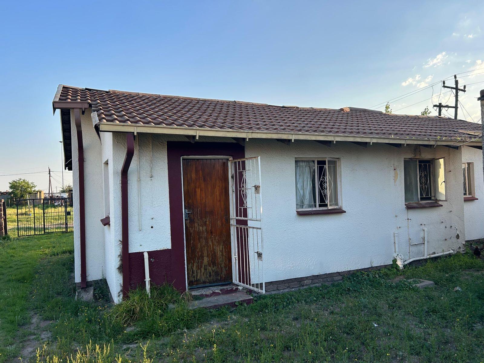 House For Sale in Osizweni, Newcastle, KwaZulu Natal