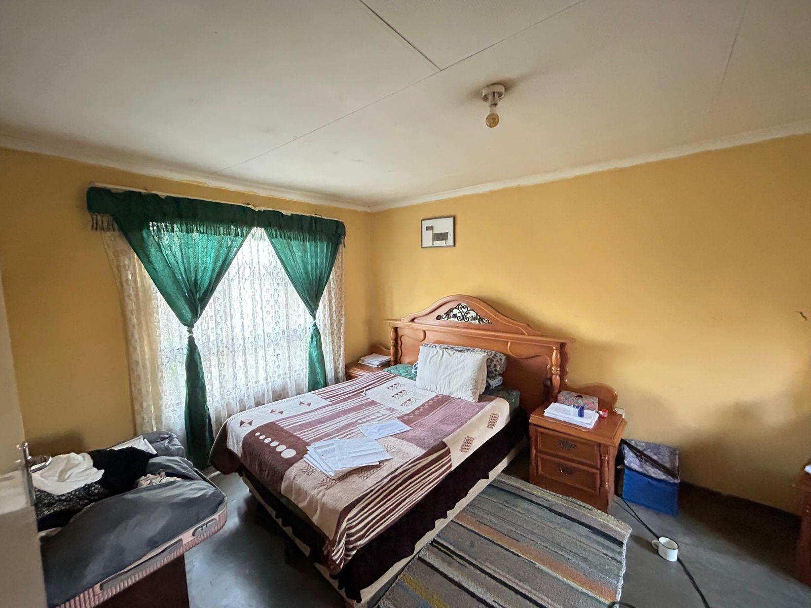 House For Sale in Osizweni, Newcastle, KwaZulu Natal