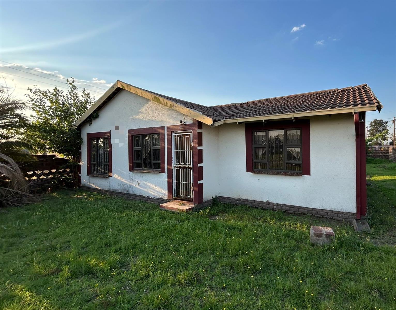 House For Sale in Osizweni, Newcastle, KwaZulu Natal