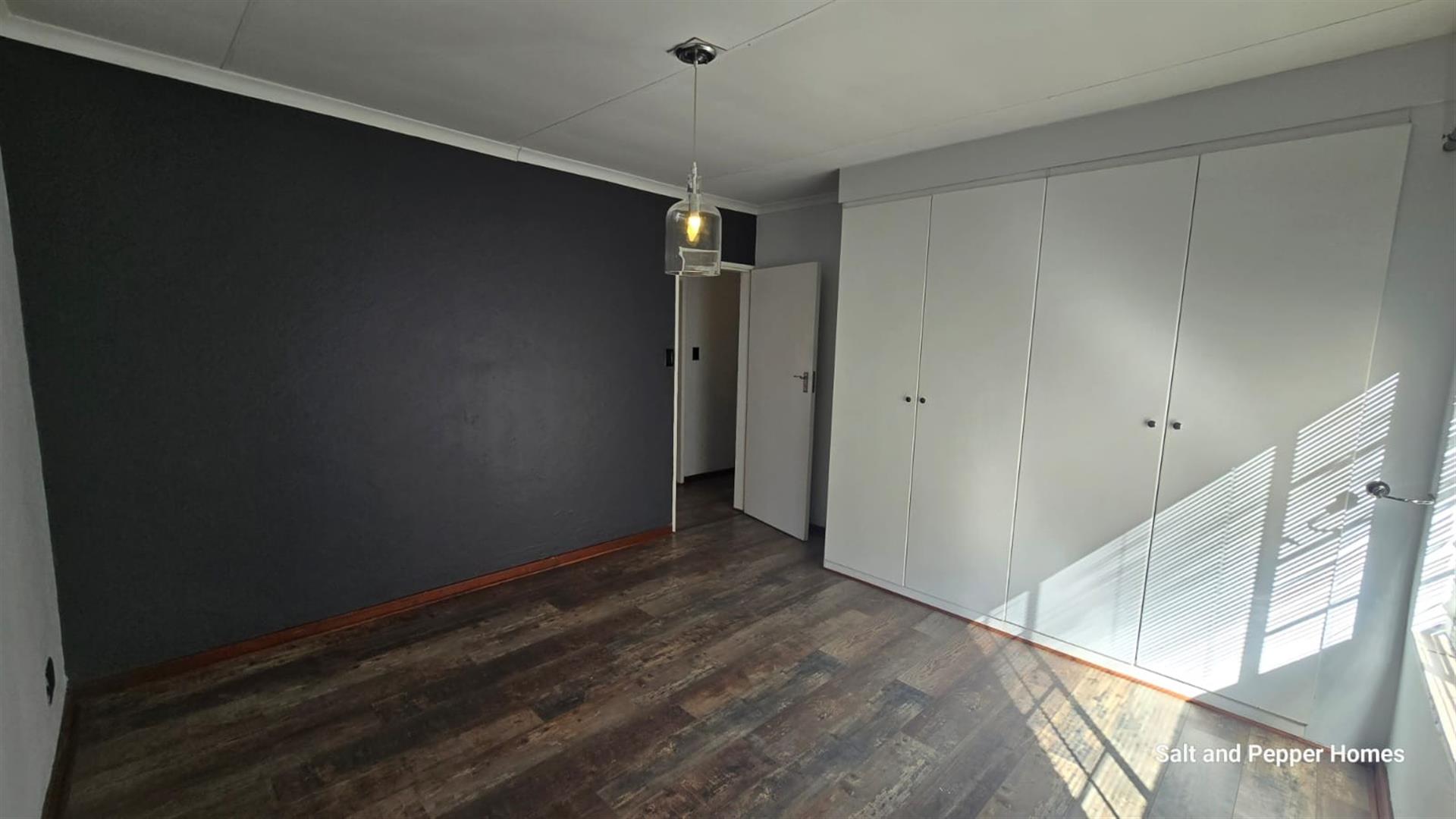 Beautiful 2 Bedroom Townhouse For Sale in Annlin, Pretoria