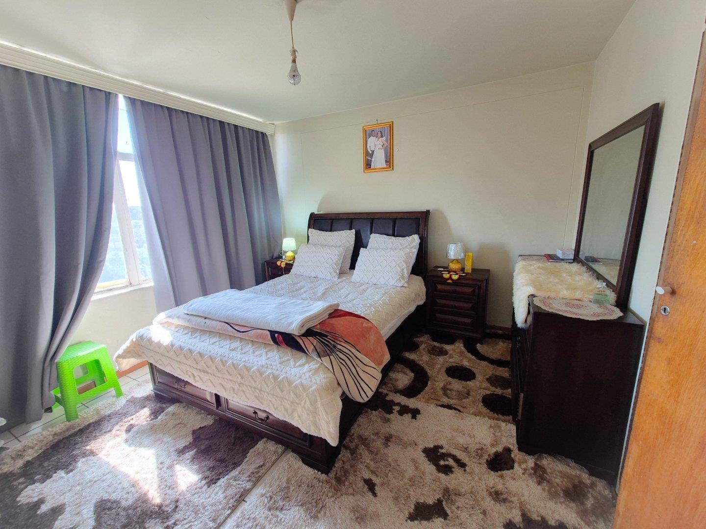 Apartment For Sale in Sasolburg Central, Sasolburg