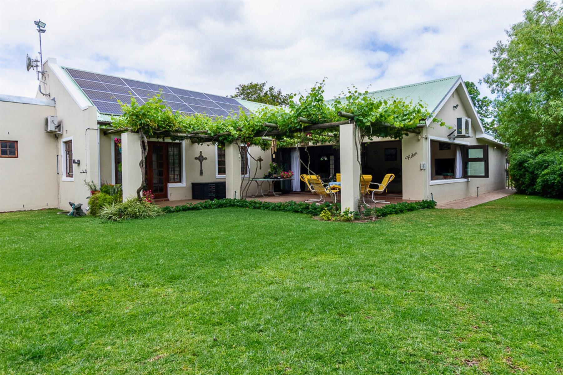 Thriving High-Yield Veg Farm - Turnkey Infrastructure - Est. Retail Clients - 50km from Cape Town