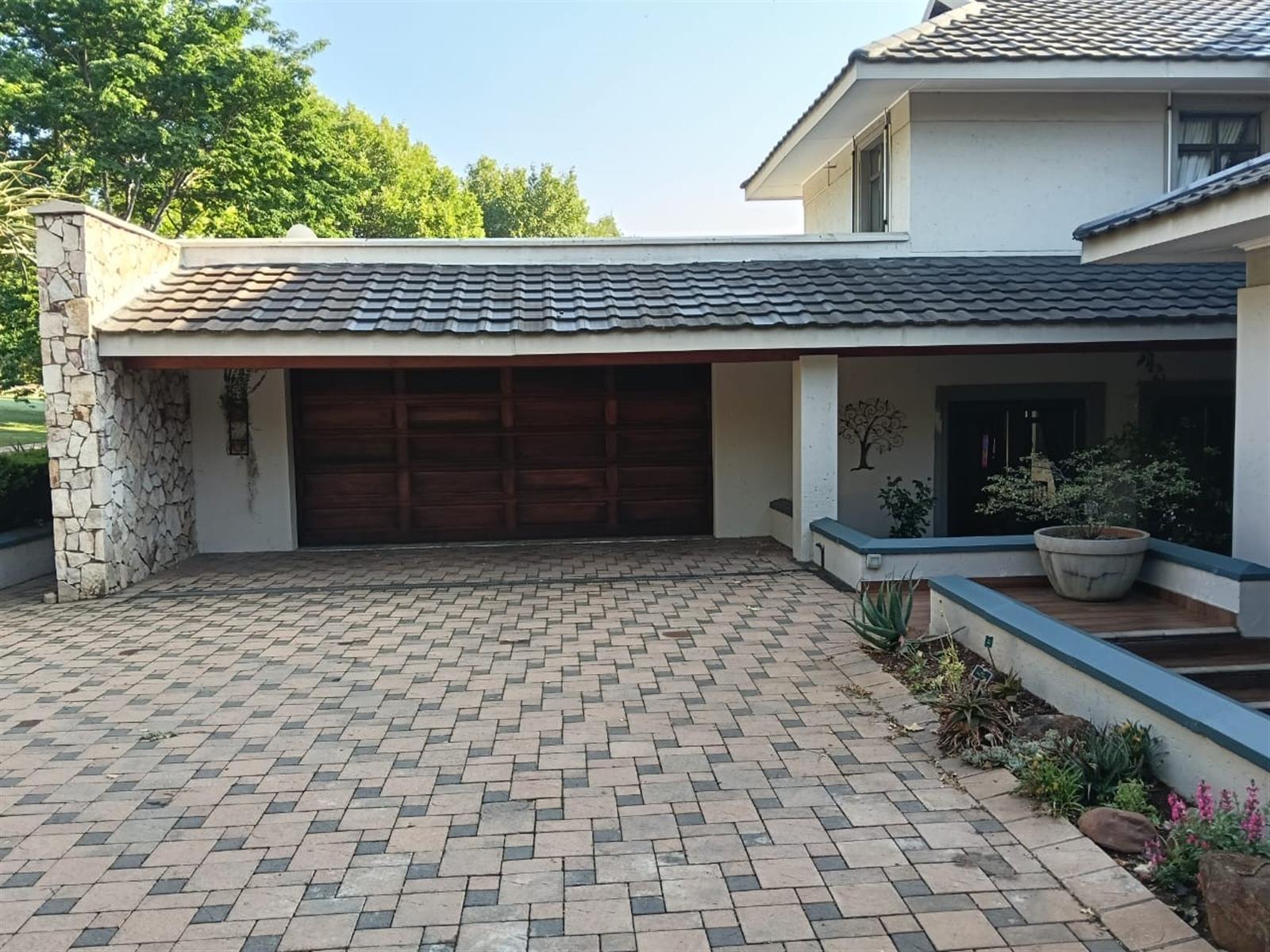 A home to touch the soul in exclusive estate.