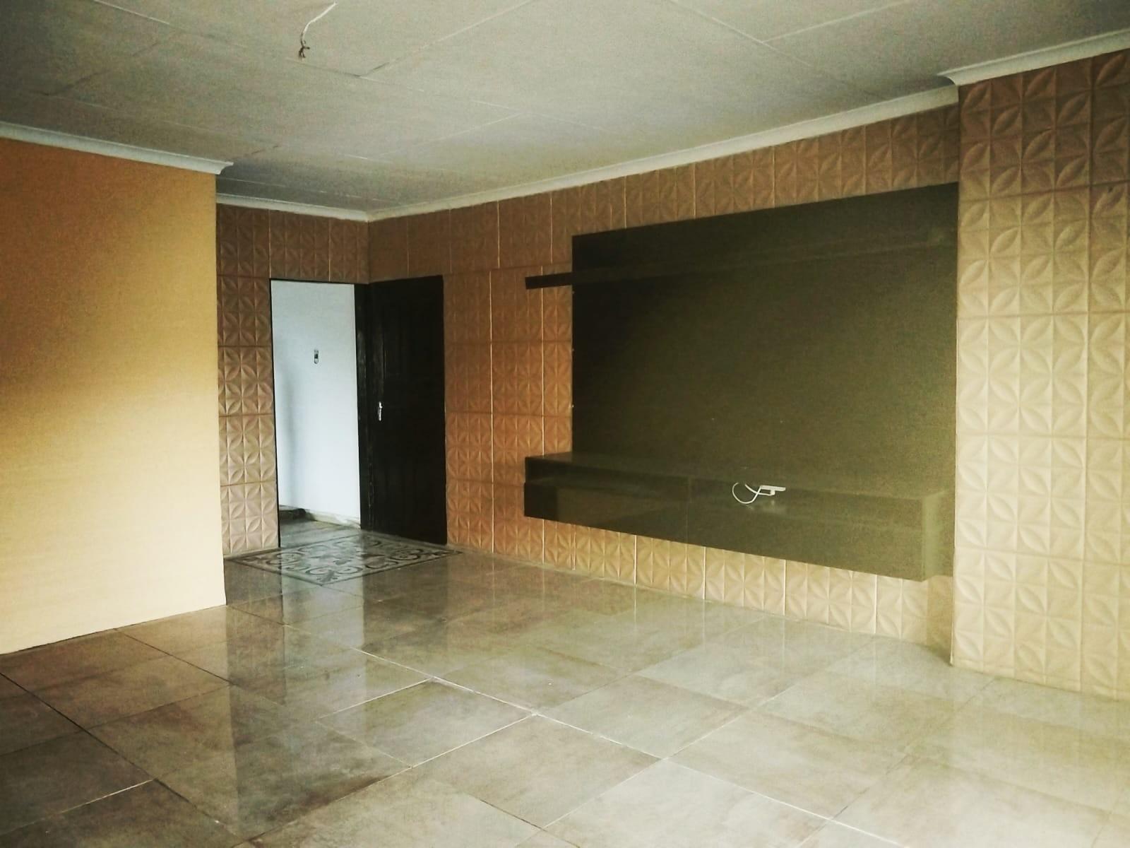 House For Sale in Jackaroo Park, Witbank