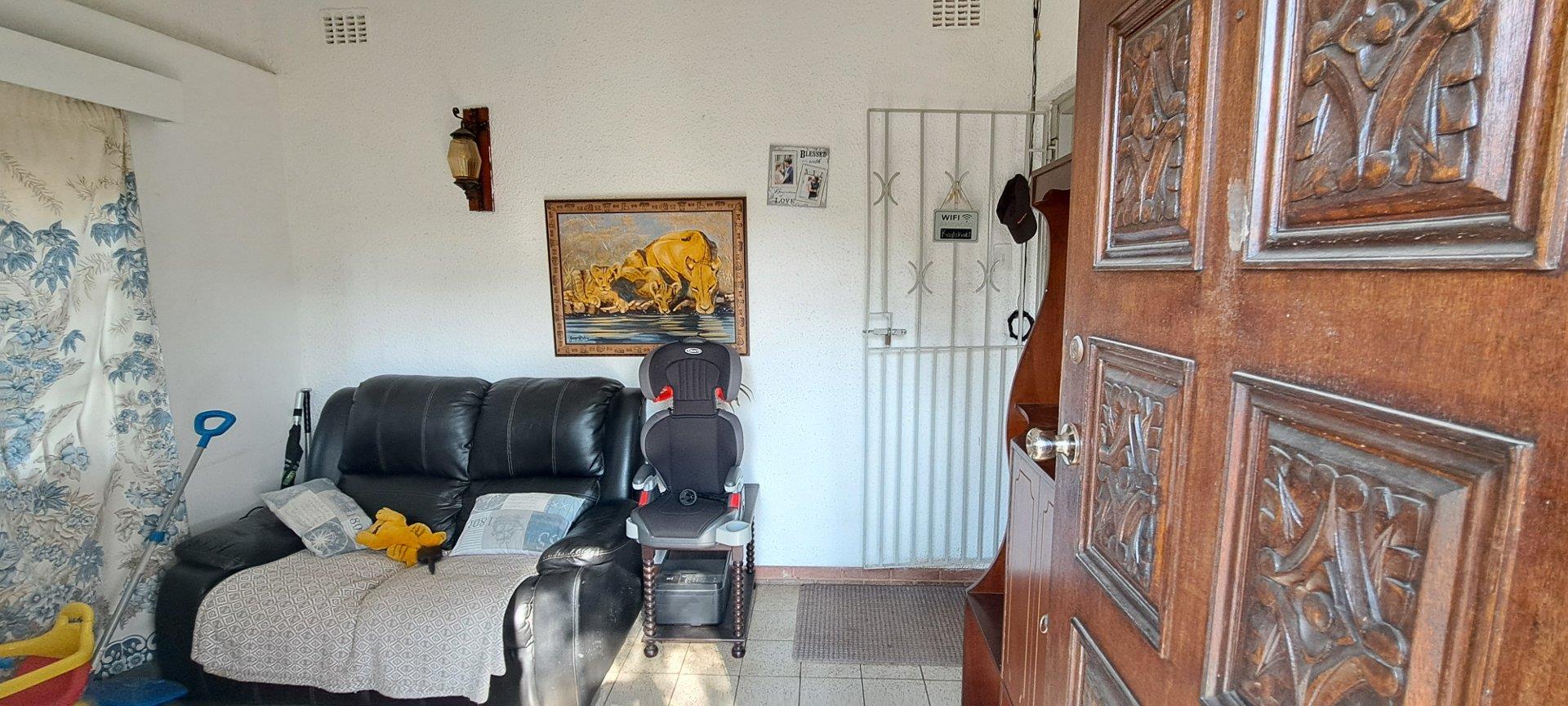 House For Sale in Trafalgar, KwaZulu Natal