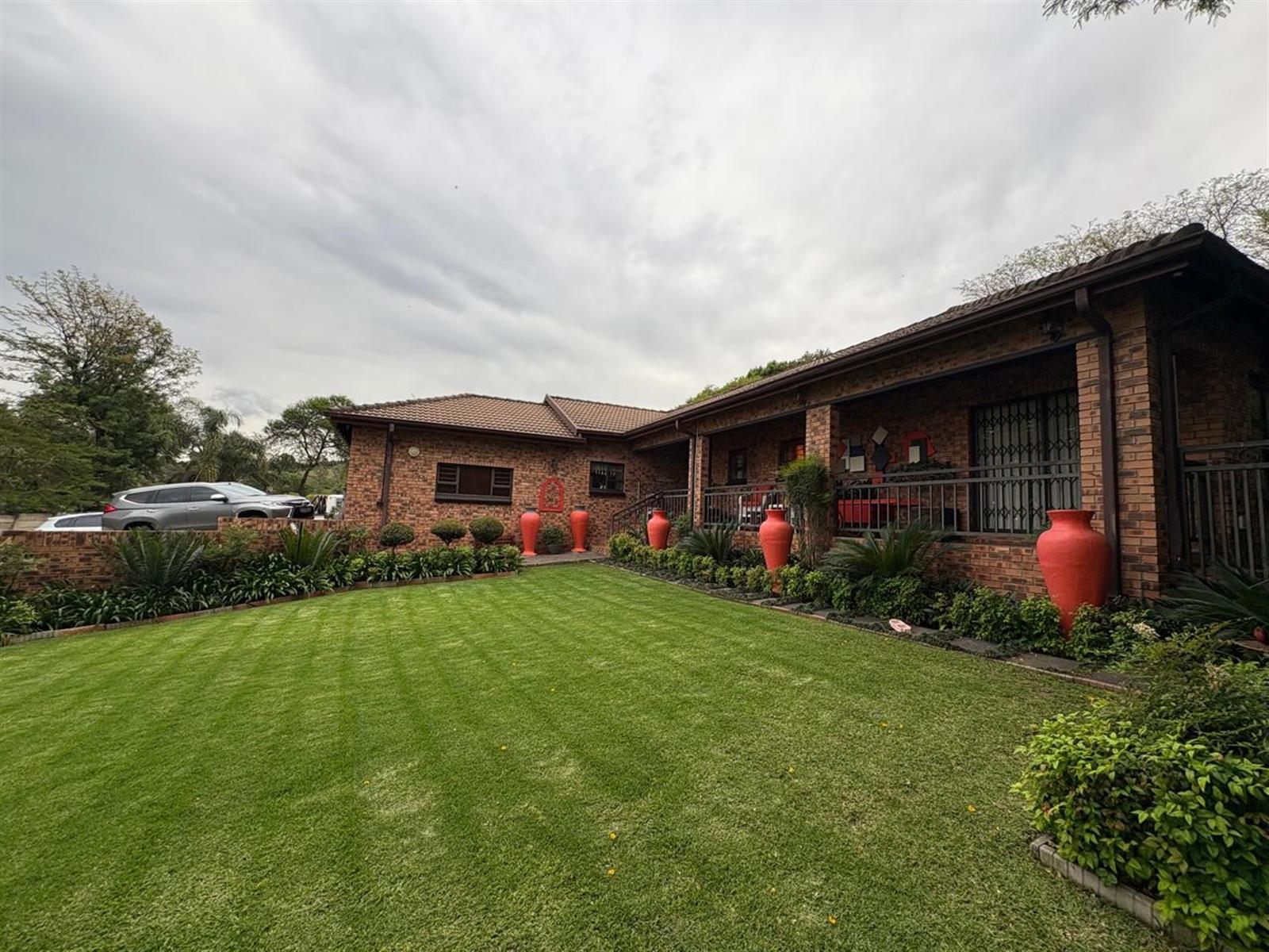 Spacious, Solar-Powered Townhouse in Exclusive Signal Hill Enclave