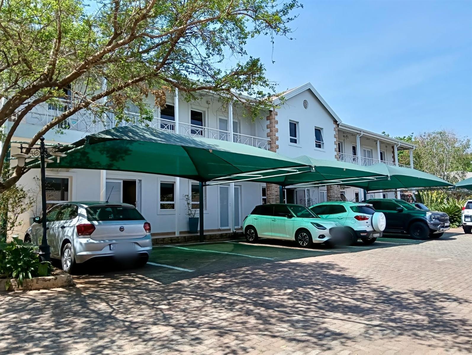 FOR SALE: CHARMING OFFICE BLOCK WITH MULTIPLE UNITS (Brendan)
