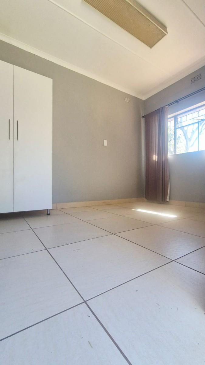 Studio Apartment for rent in Cashan, Rustenburg, North West