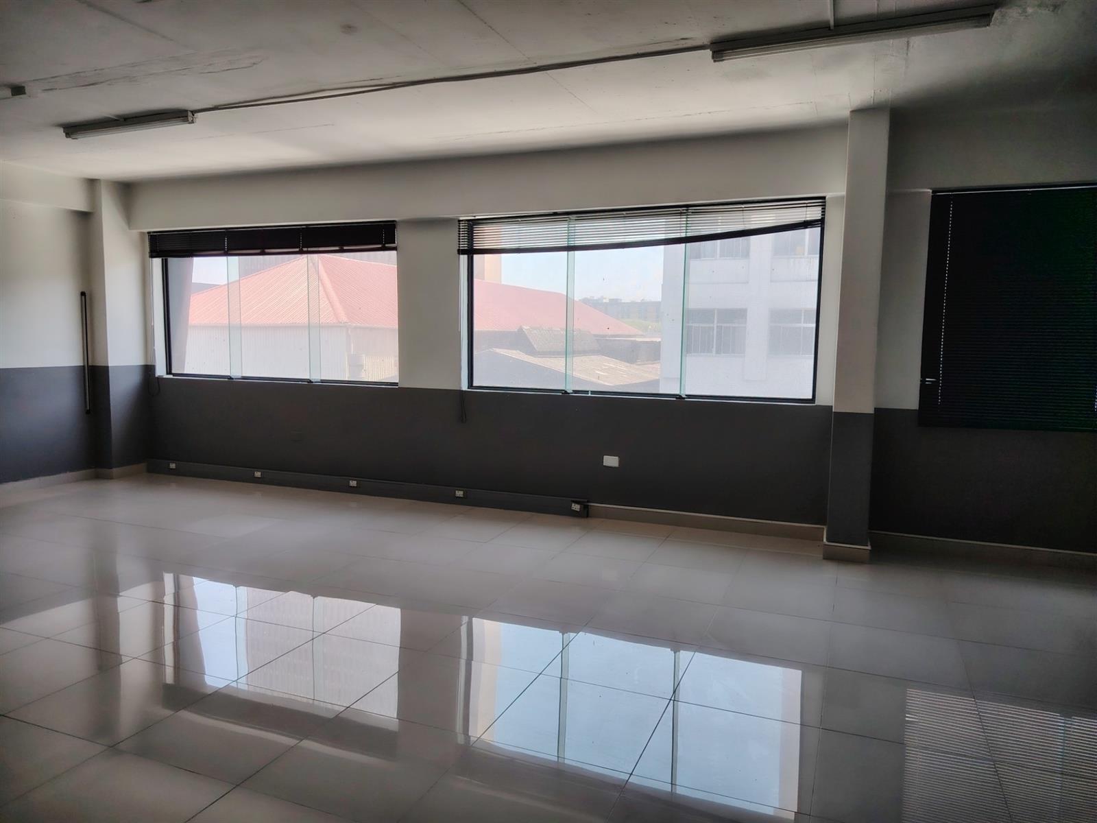 An immaculate Office Space To Rent in South Beach, Durban, KwaZulu Natal