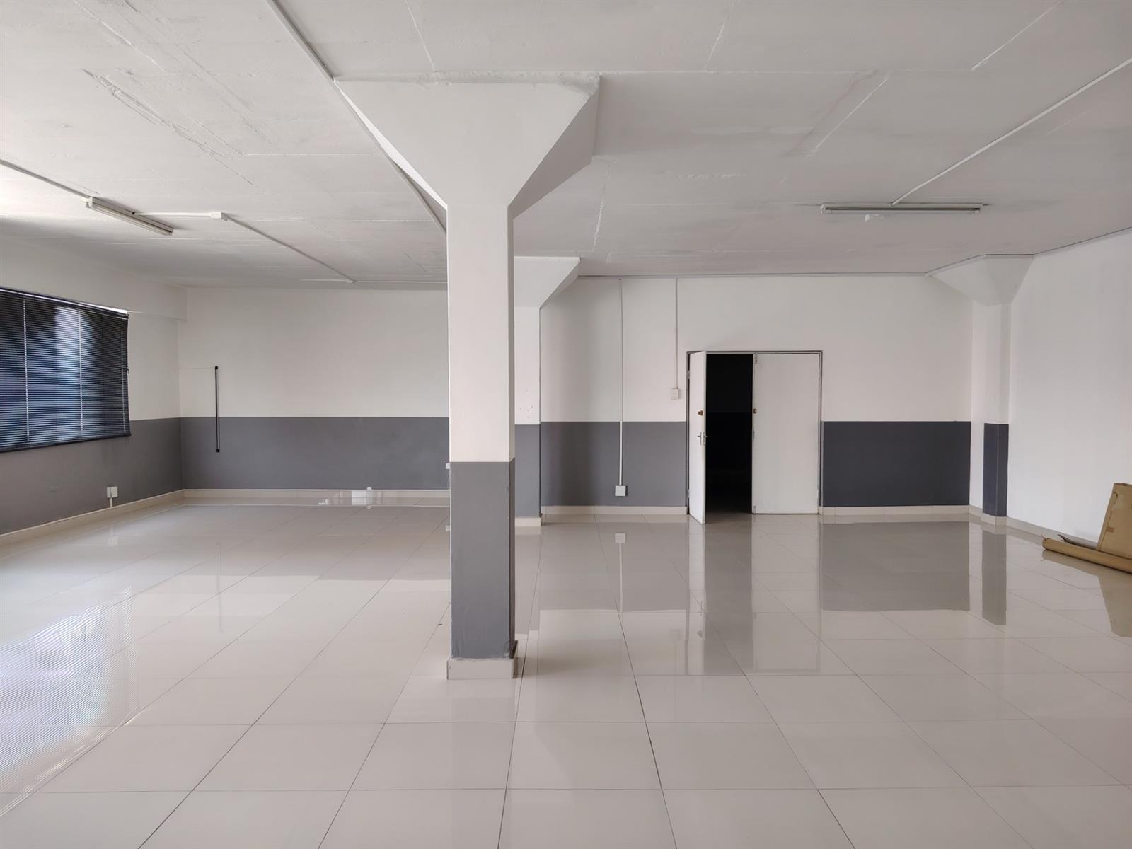 An immaculate Office Space To Rent in South Beach, Durban, KwaZulu Natal