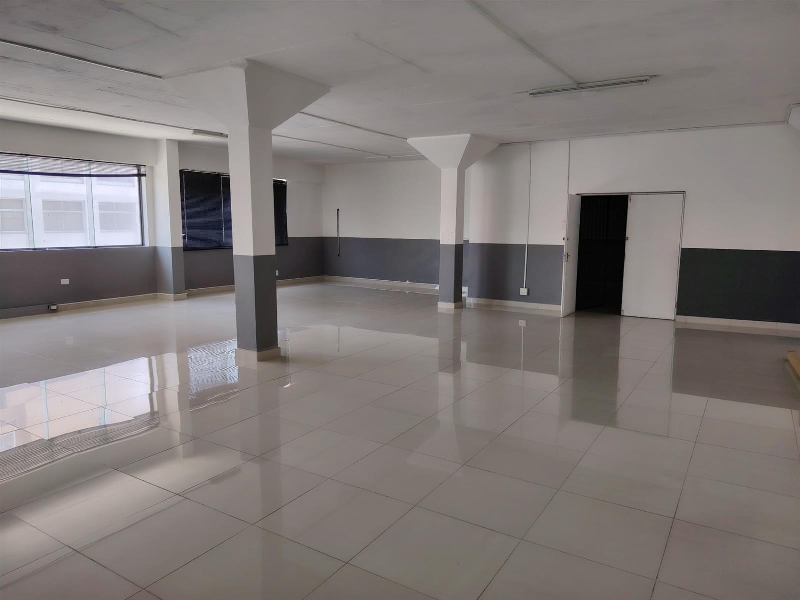 An immaculate Office Space To Rent in South Beach, Durban, KwaZulu Natal