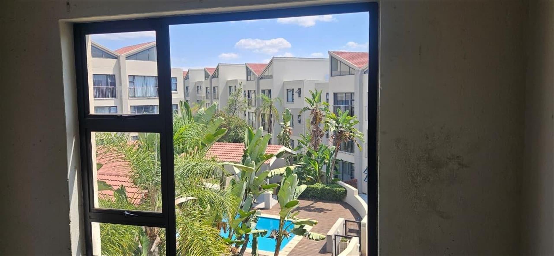 Townhouse For Sale in Johannesburg North, Randburg