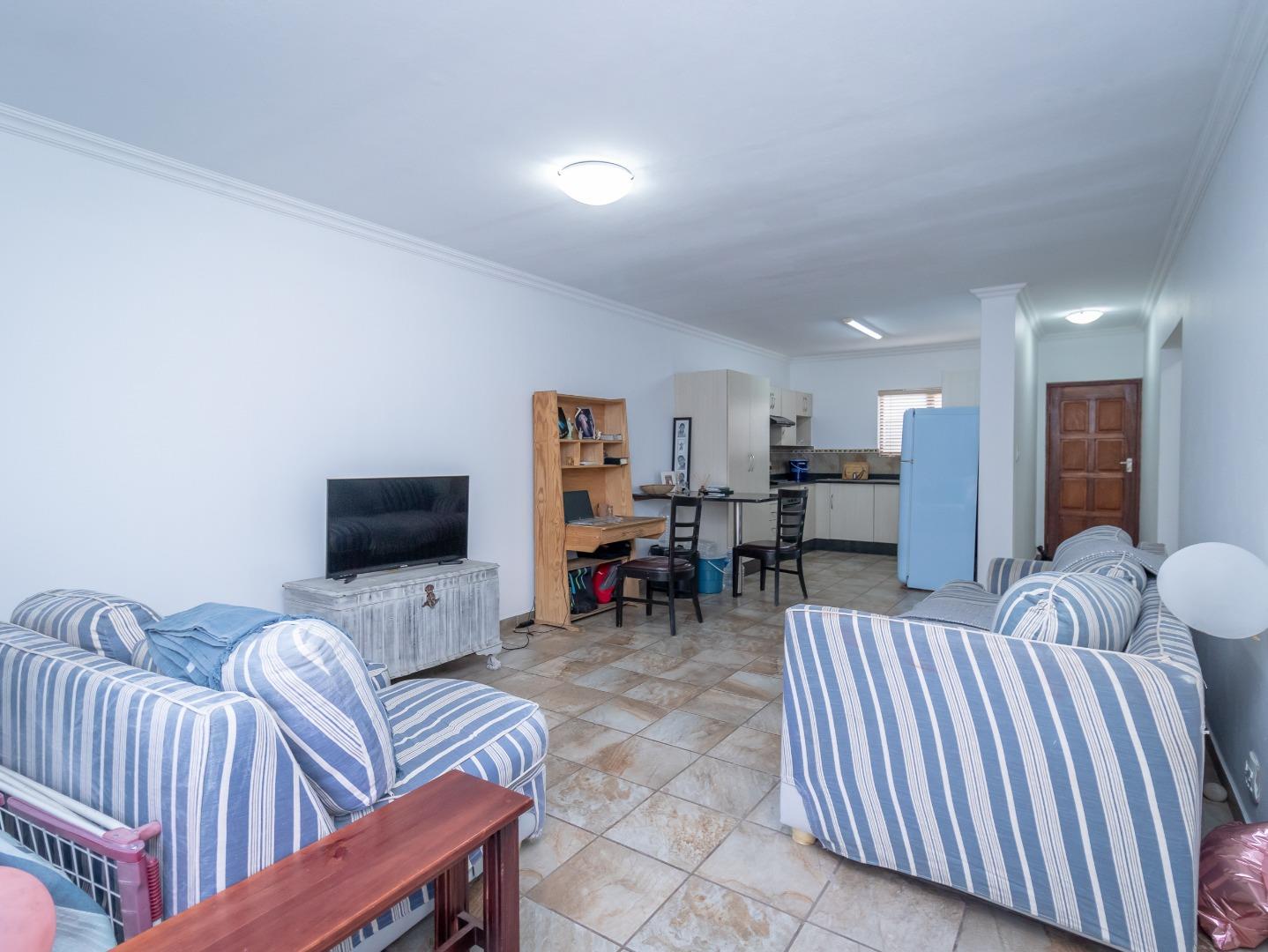 Apartment For Sale in Melodie, Hartbeespoort, North West