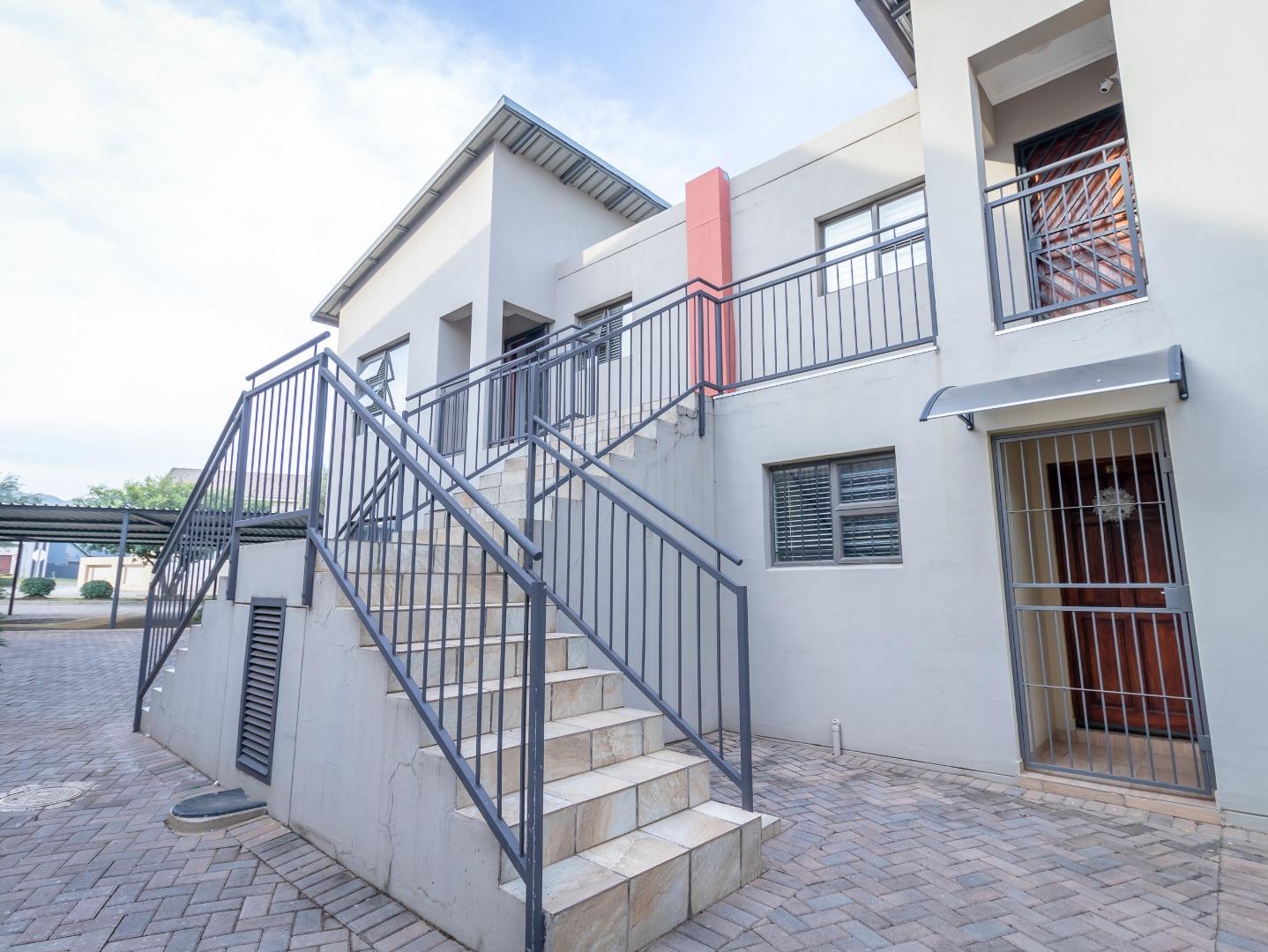 Apartment For Sale in Melodie, Hartbeespoort, North West