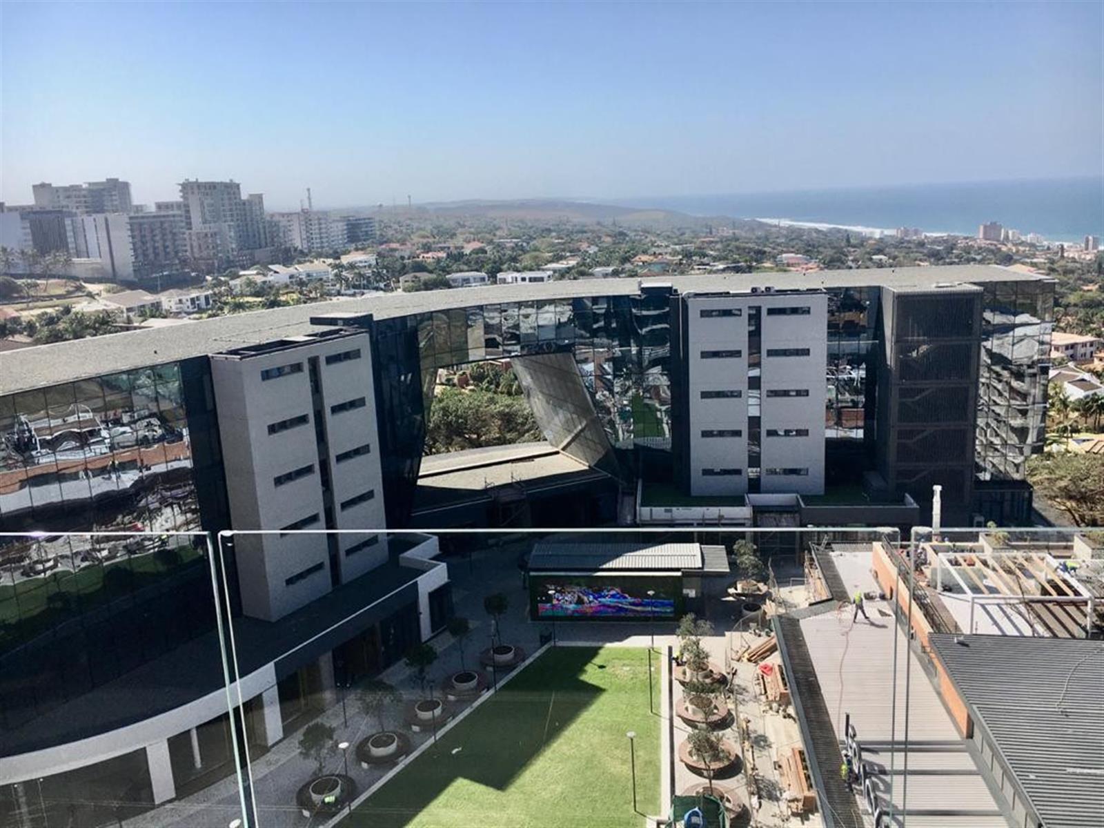 Apartment for sale in Umhlanga Ridgeside, Umhlanga, KwaZulu Natal, 907 Umhlanga Arch (9th floor), Umhlanga Arch, 3 Ncondo Place, Umhlanga Ridgeside, Umhlanga, KwaZulu Natal, 93 m²