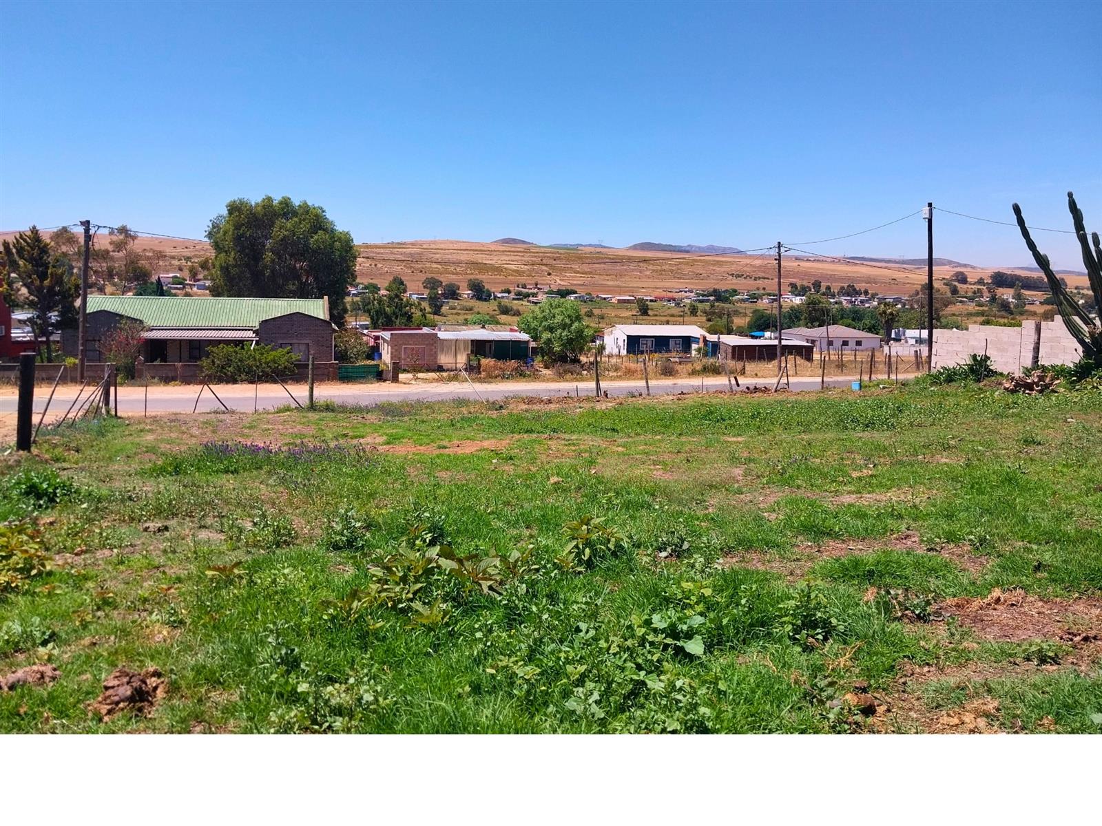 PRICE REDUCED - Abbotsdale land with water connected, approved plans and scenic mountain views
