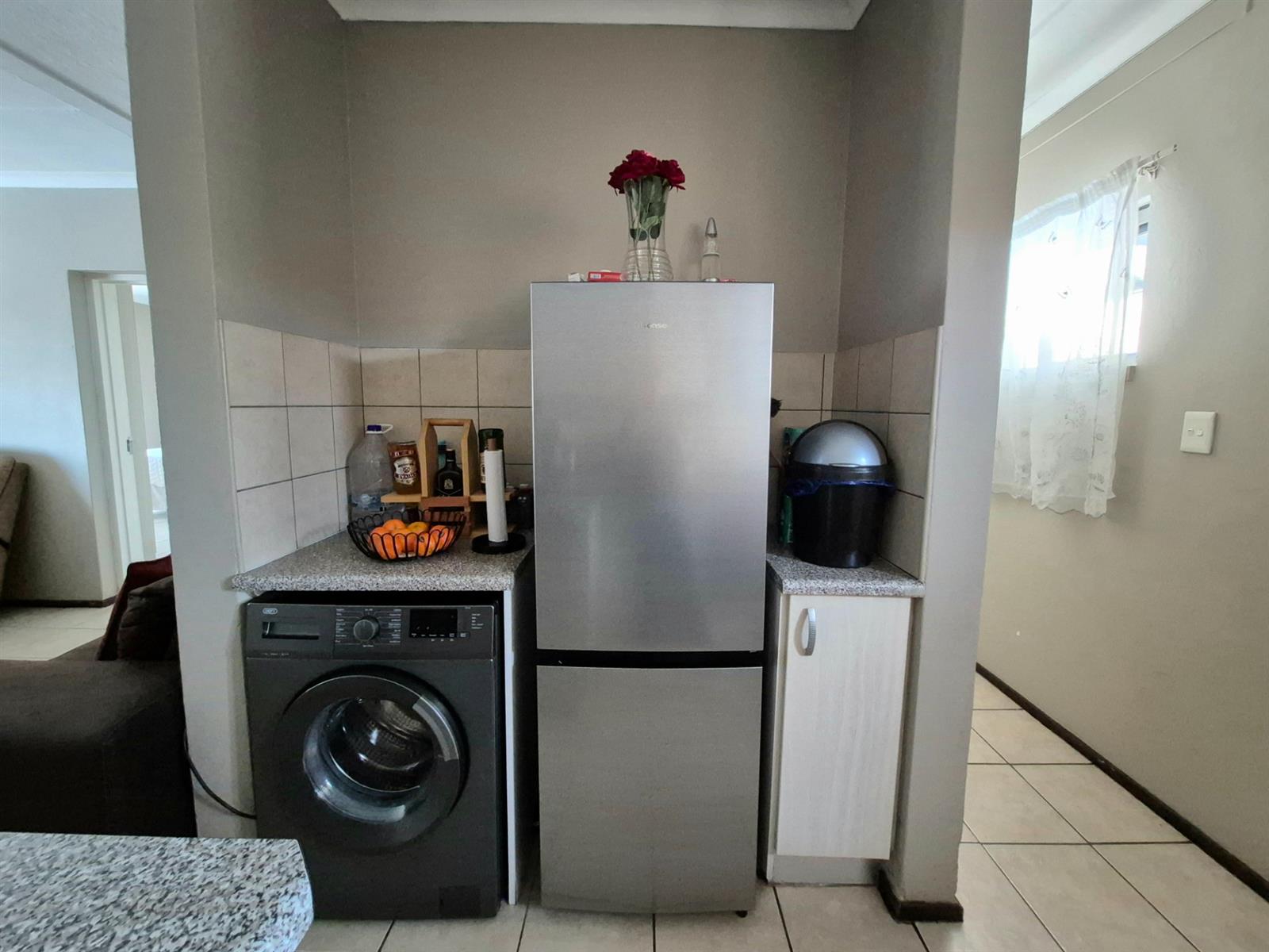 Spacious 2 Bedroom Apartment For Sale in Noordwyk